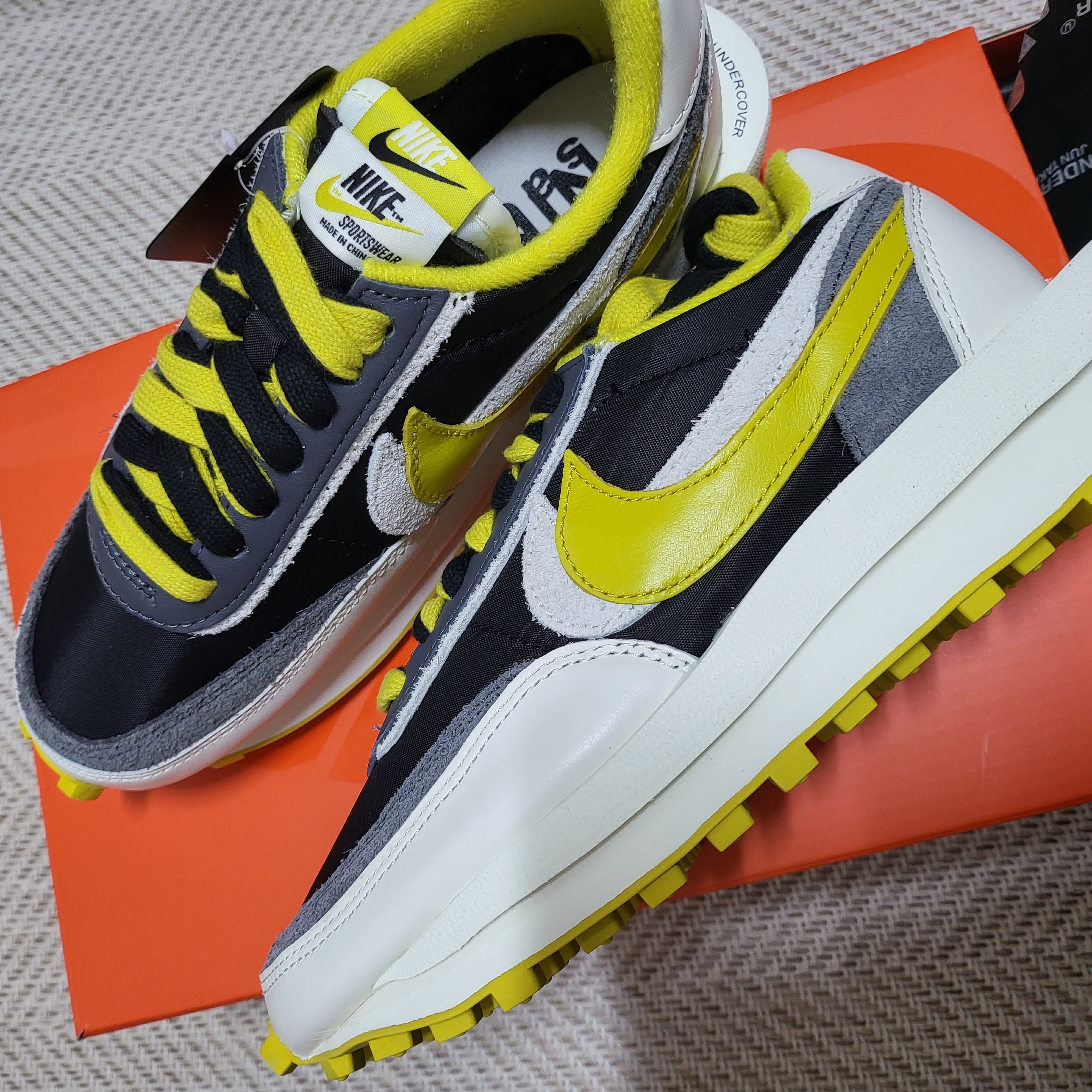 Nike x Sacai x Undercover LDWaffle Black Bright Citron μ°©μ© μ€νμΌ