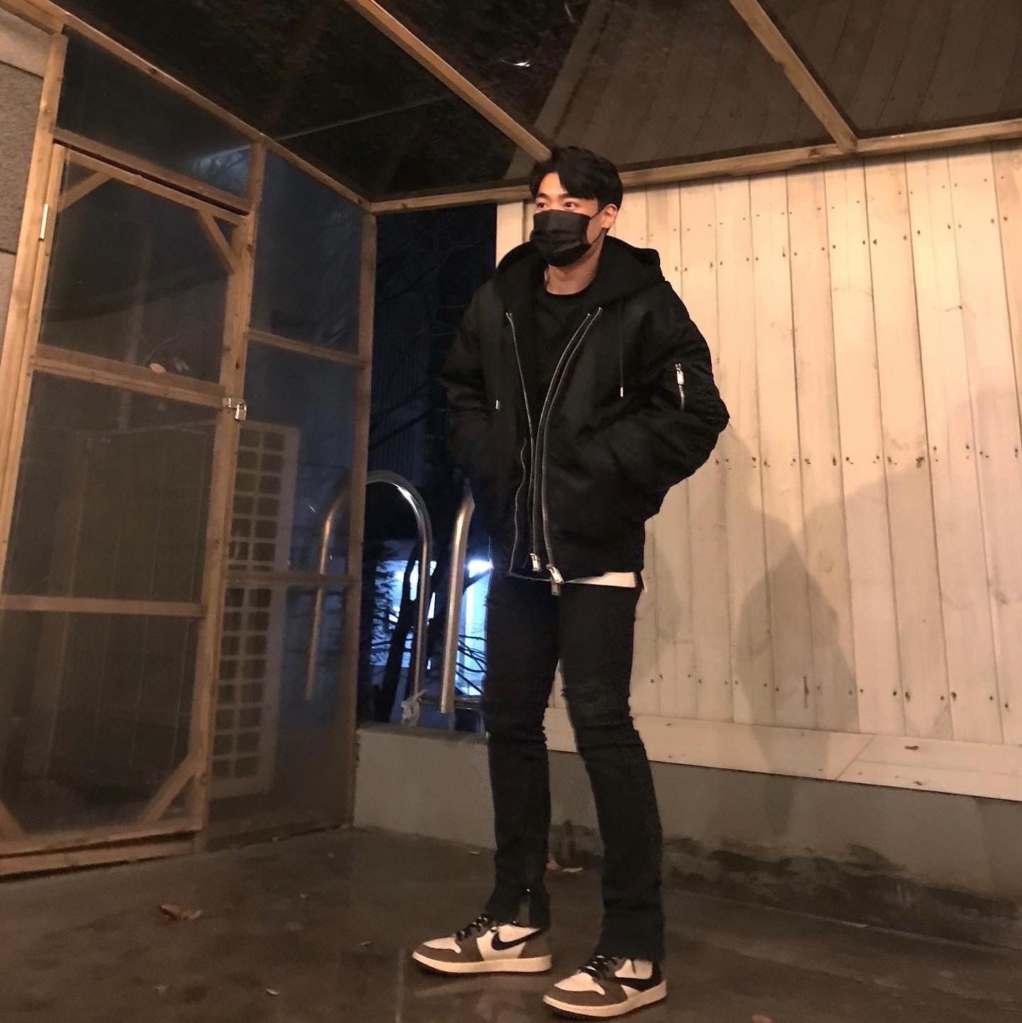 Jordan 1 x Travis Scott Retro High OG SP Mocha 착용 스타일
