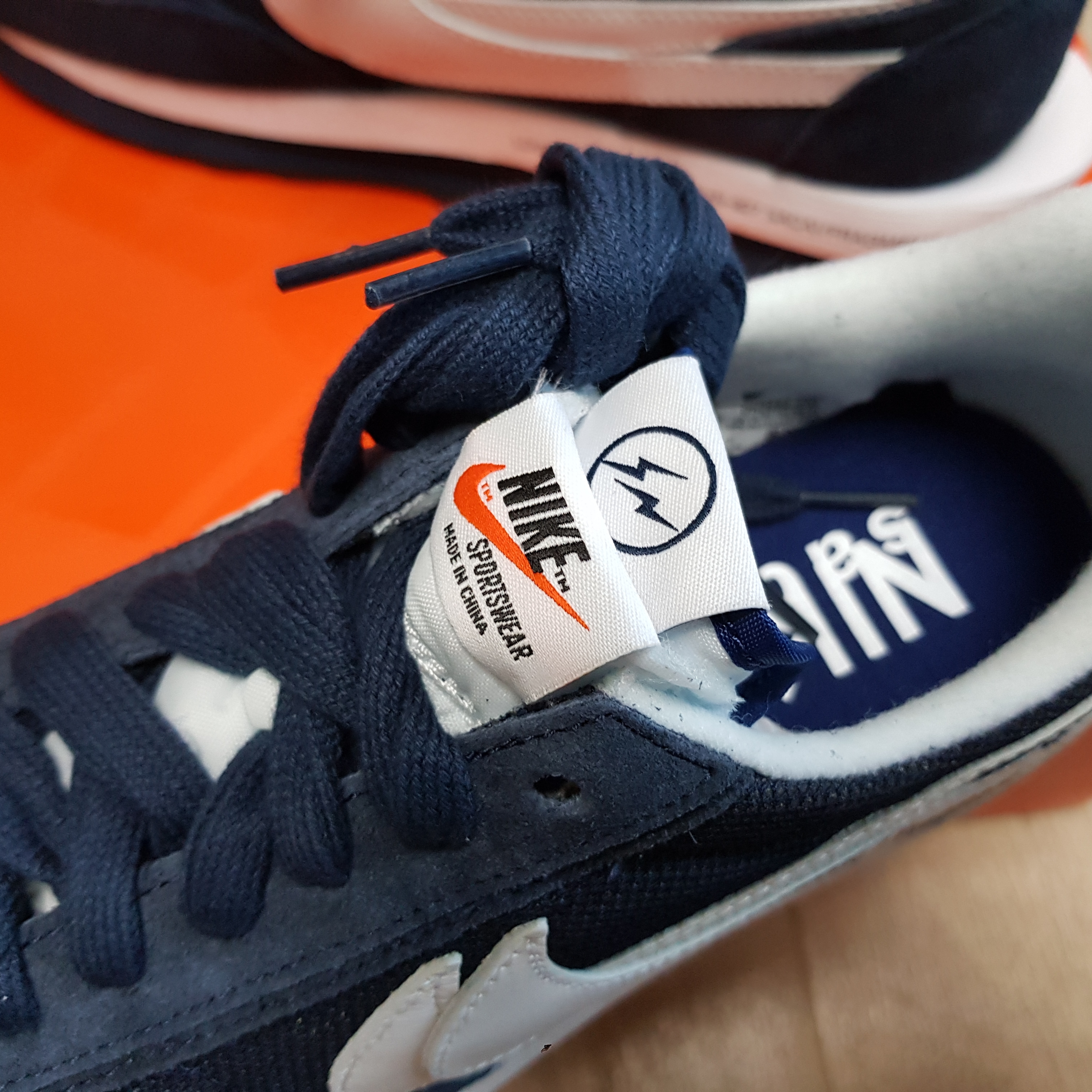 Nike x Sacai x Fragment LDWaffle Blackened Blue 착용 스타일 - 4