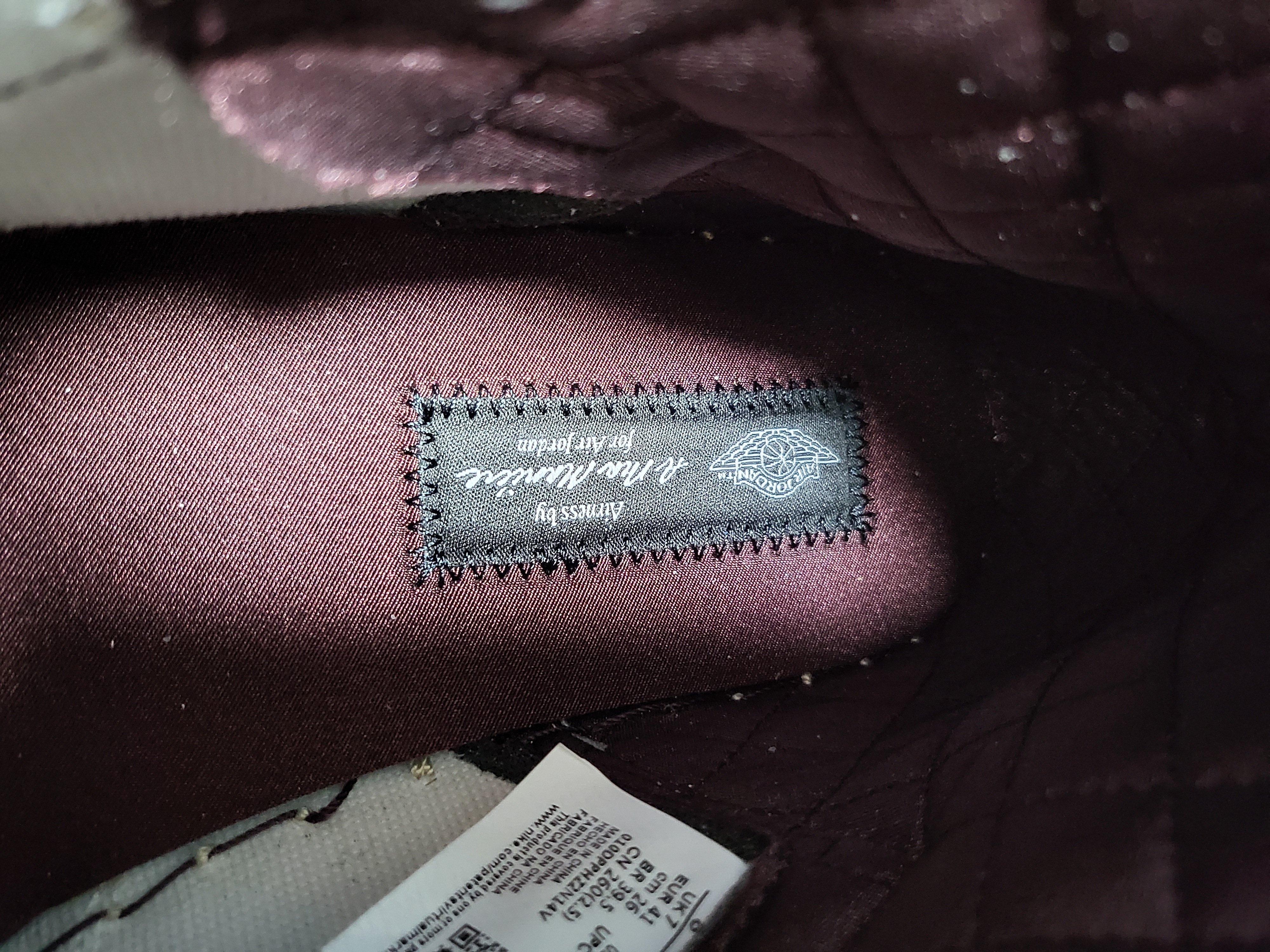 Jordan 1 x A Ma Maniere Retro High OG SP Sail and Burgundy 착용 스타일 - 4