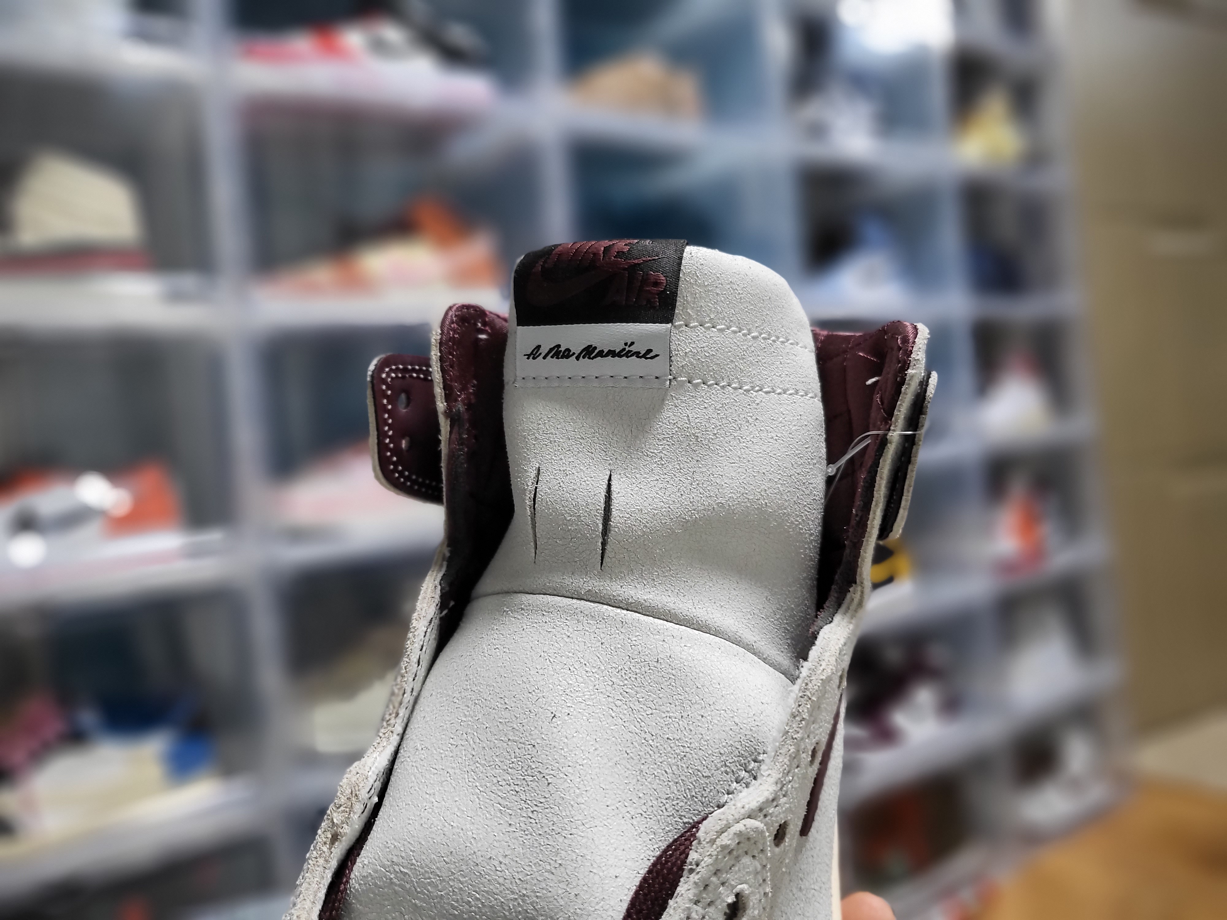 Jordan 1 x A Ma Maniere Retro High OG SP Sail and Burgundy 착용 스타일 - 3
