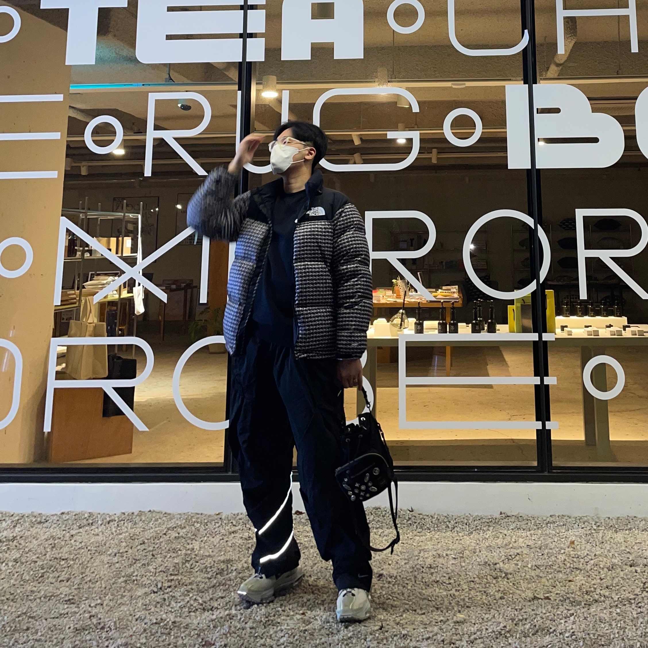 Nike x Matthew M Williams Zoom 004 Stone, Supreme x The North Face Studded Nuptse Jacket Black - 21SS 착용 스타일