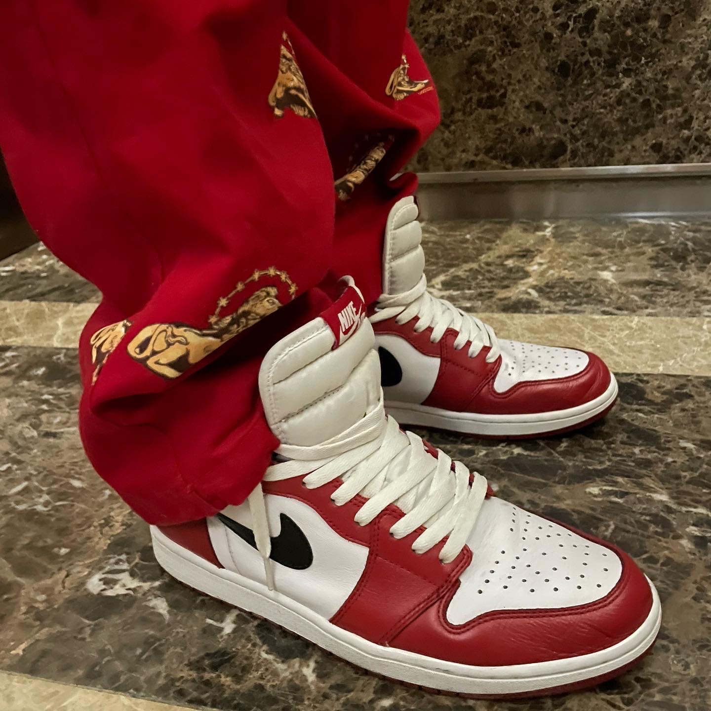 Jordan 1 Retro High OG Chicago 2015 착용 스타일 - 2