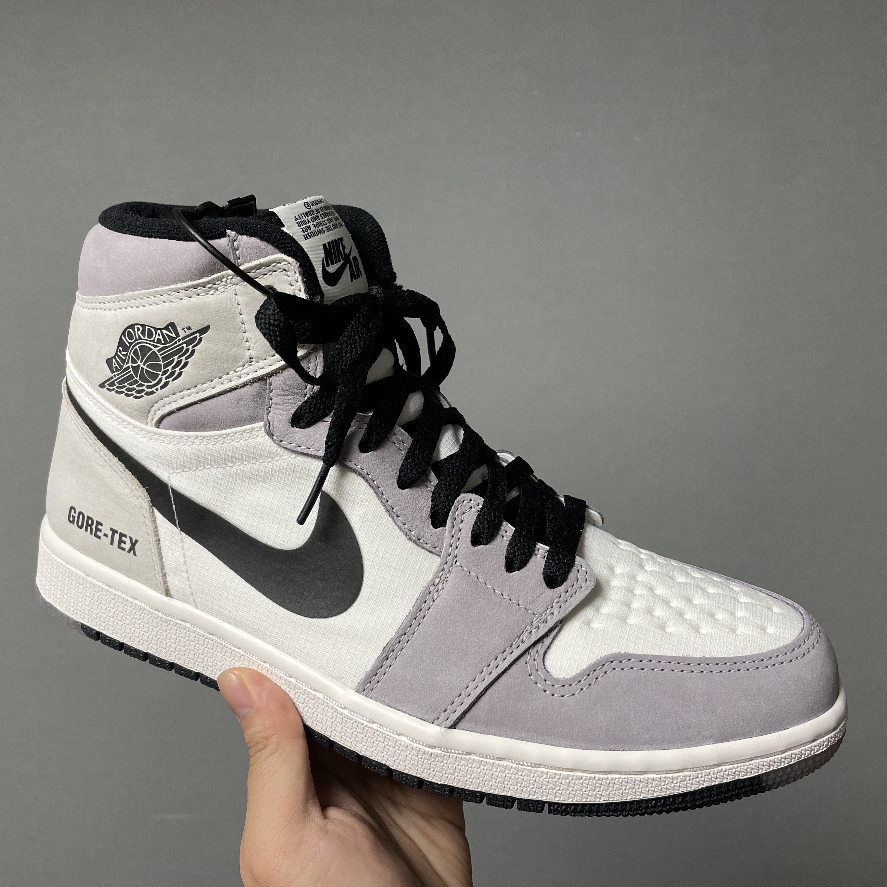 Jordan 1 Element Gore-Tex Sail 착용 스타일