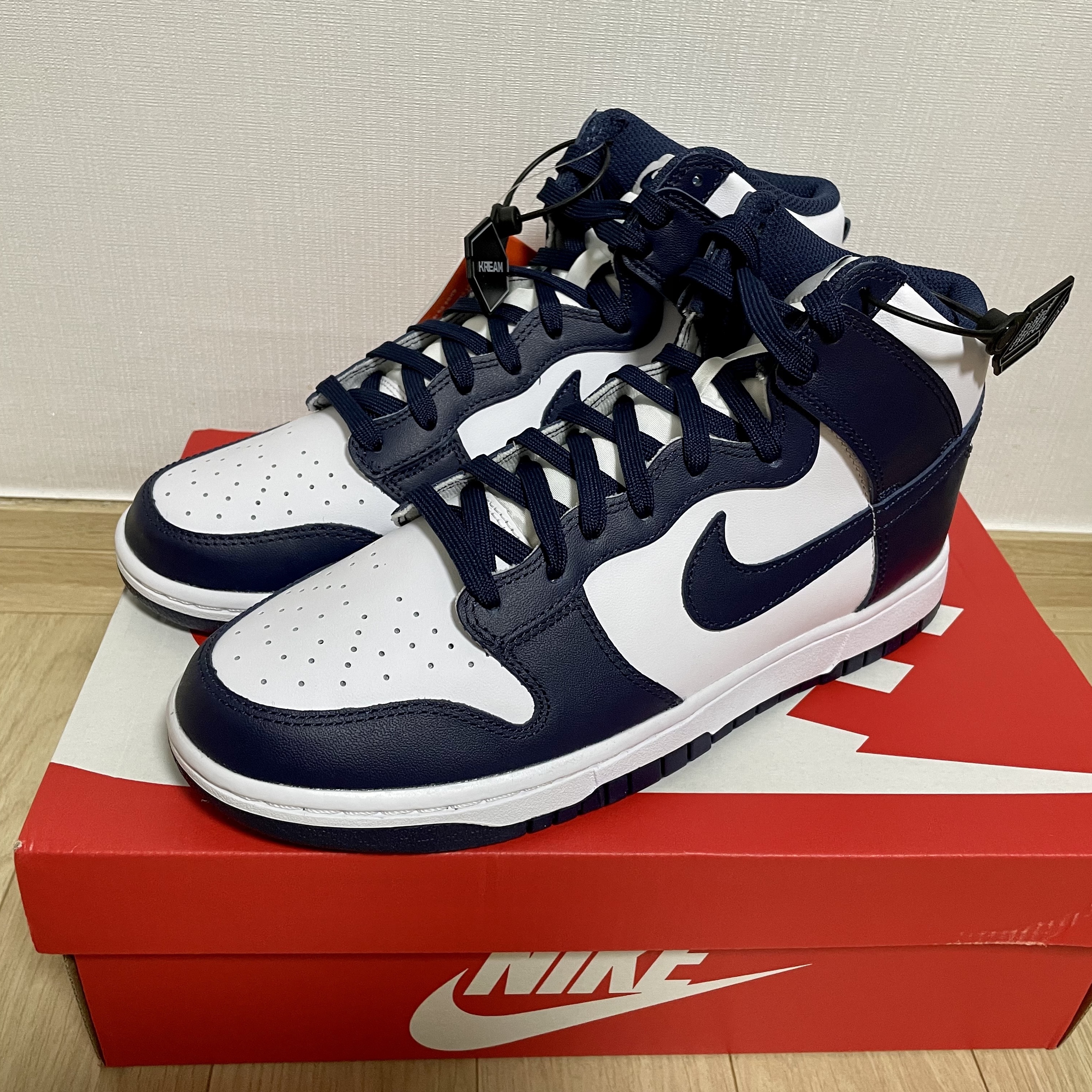 Nike Dunk High Retro Championship Navy 착용 스타일 - 1