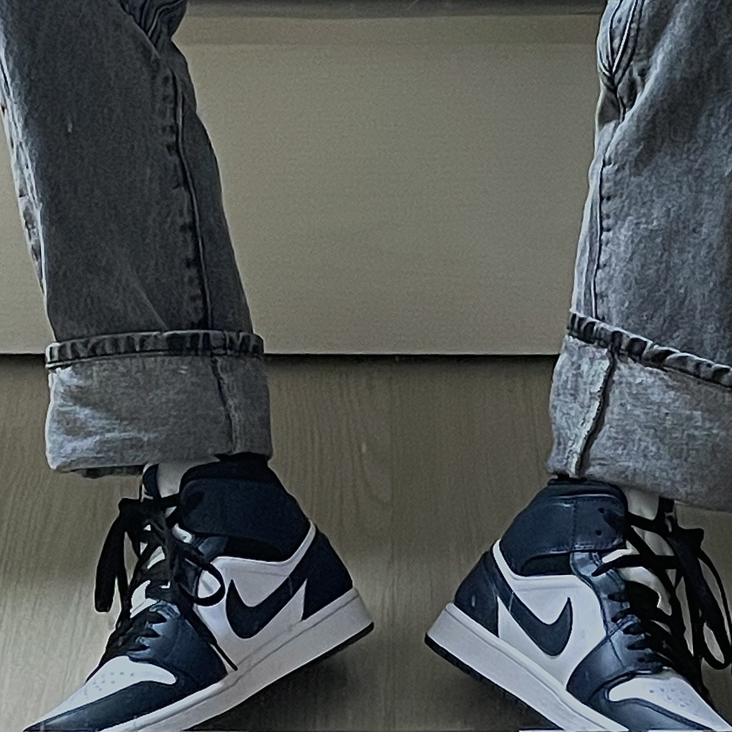 Jordan 1 Mid Dark Teal 착용 스타일 - 2