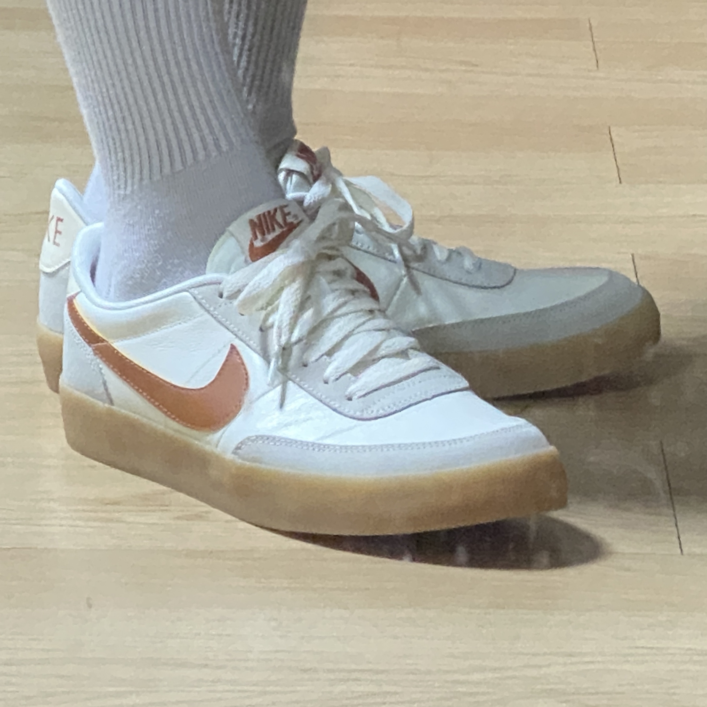 Nike Killshot 2 Leather Sail Desert Orange 착용 스타일