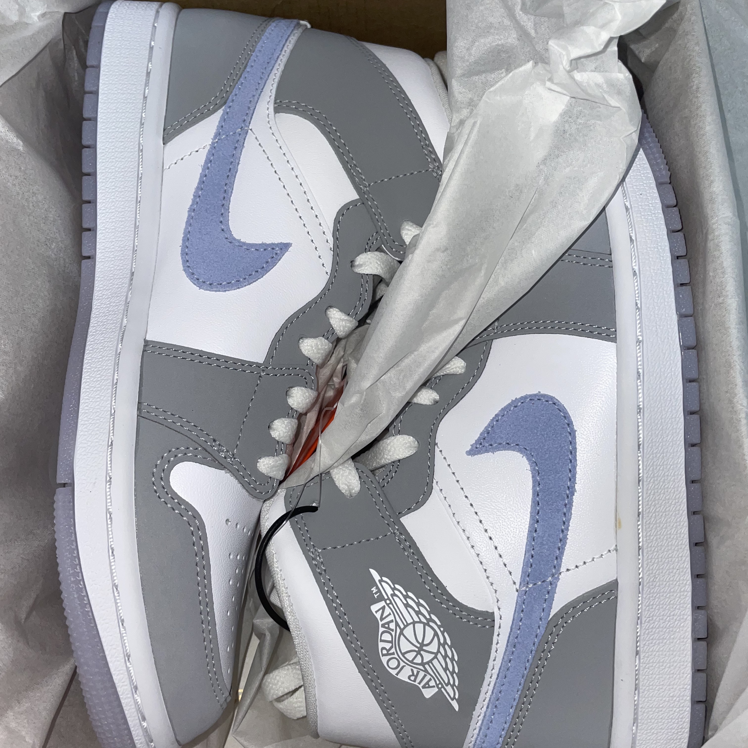 (W) Jordan 1 Mid Wolf Grey 착용 스타일