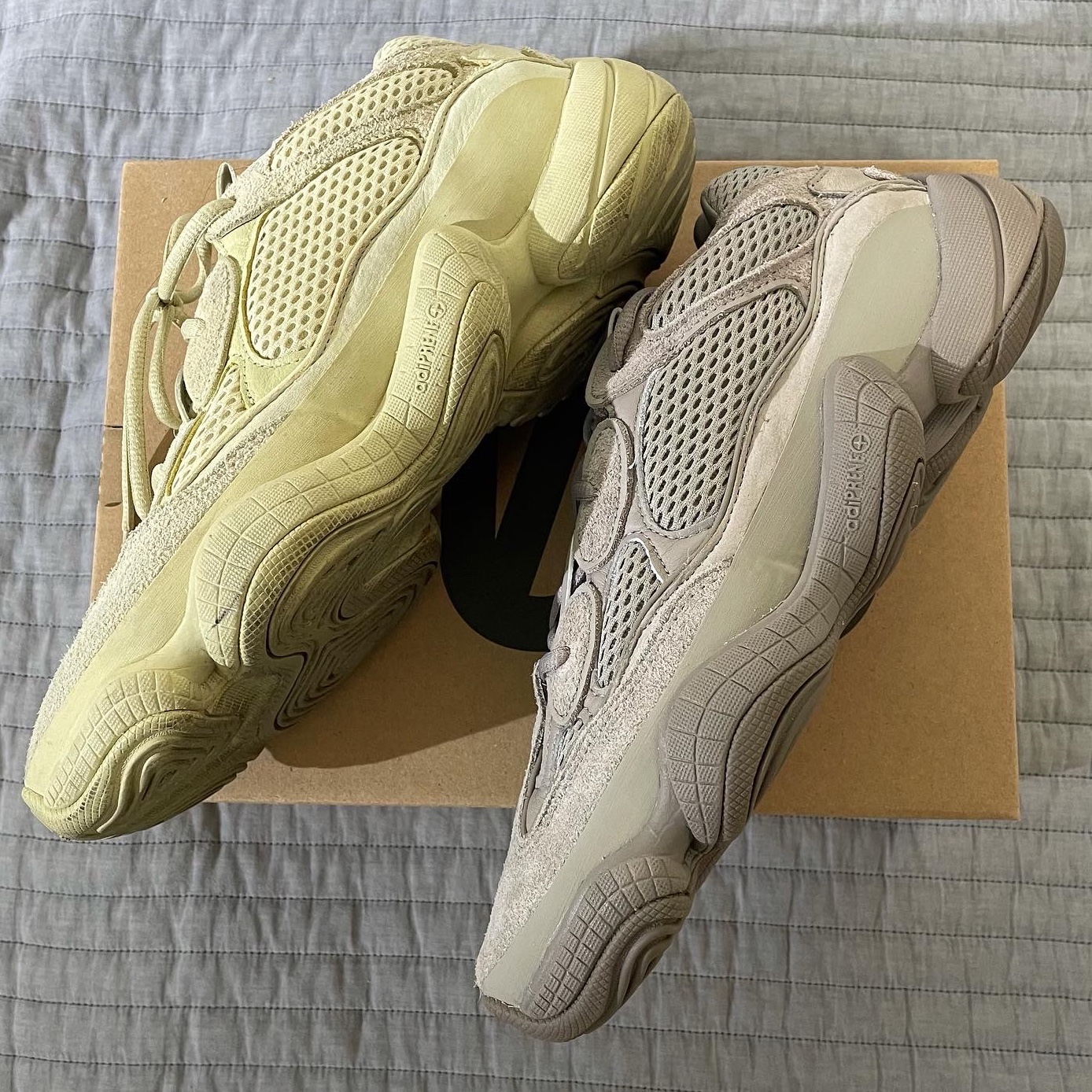 Adidas Yeezy 500 Ash Grey, New Balance 993 Made in USA Grey - 2E Wide 착용 스타일 - 5