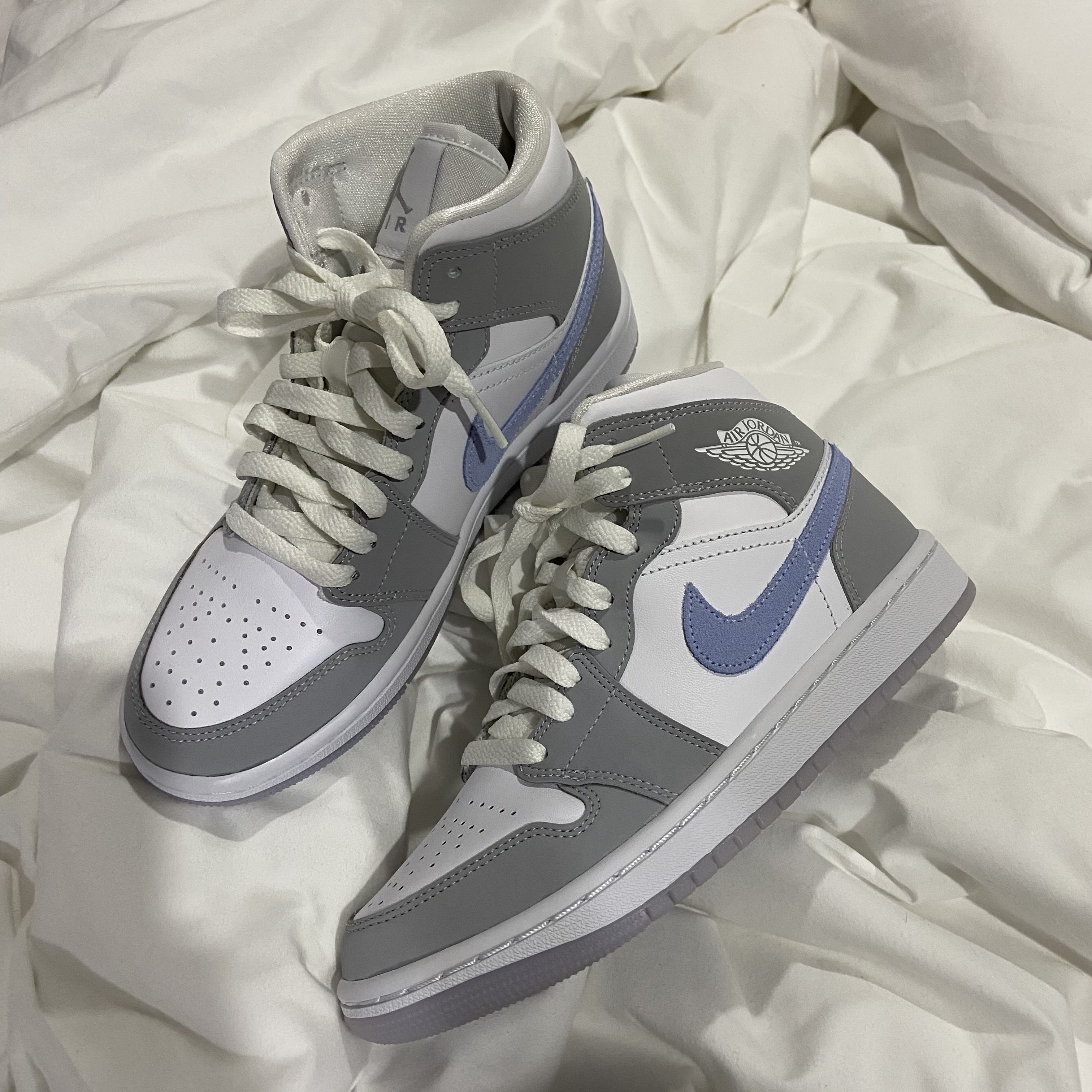 (W) Jordan 1 Mid Wolf Grey 착용 스타일