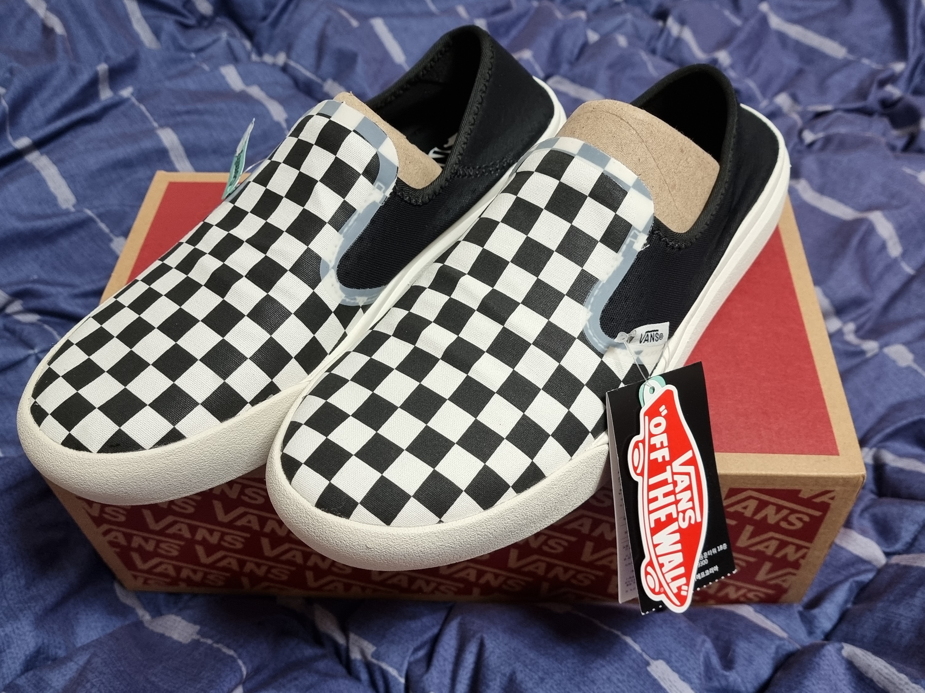 Vans Checkerboard Comfycush One Black 착용 스타일