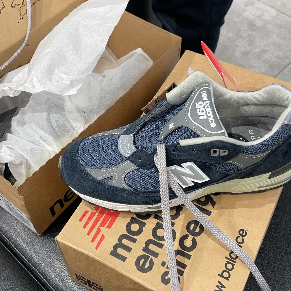 New Balance 991 Made in UK Navy 착용 스타일 - 4