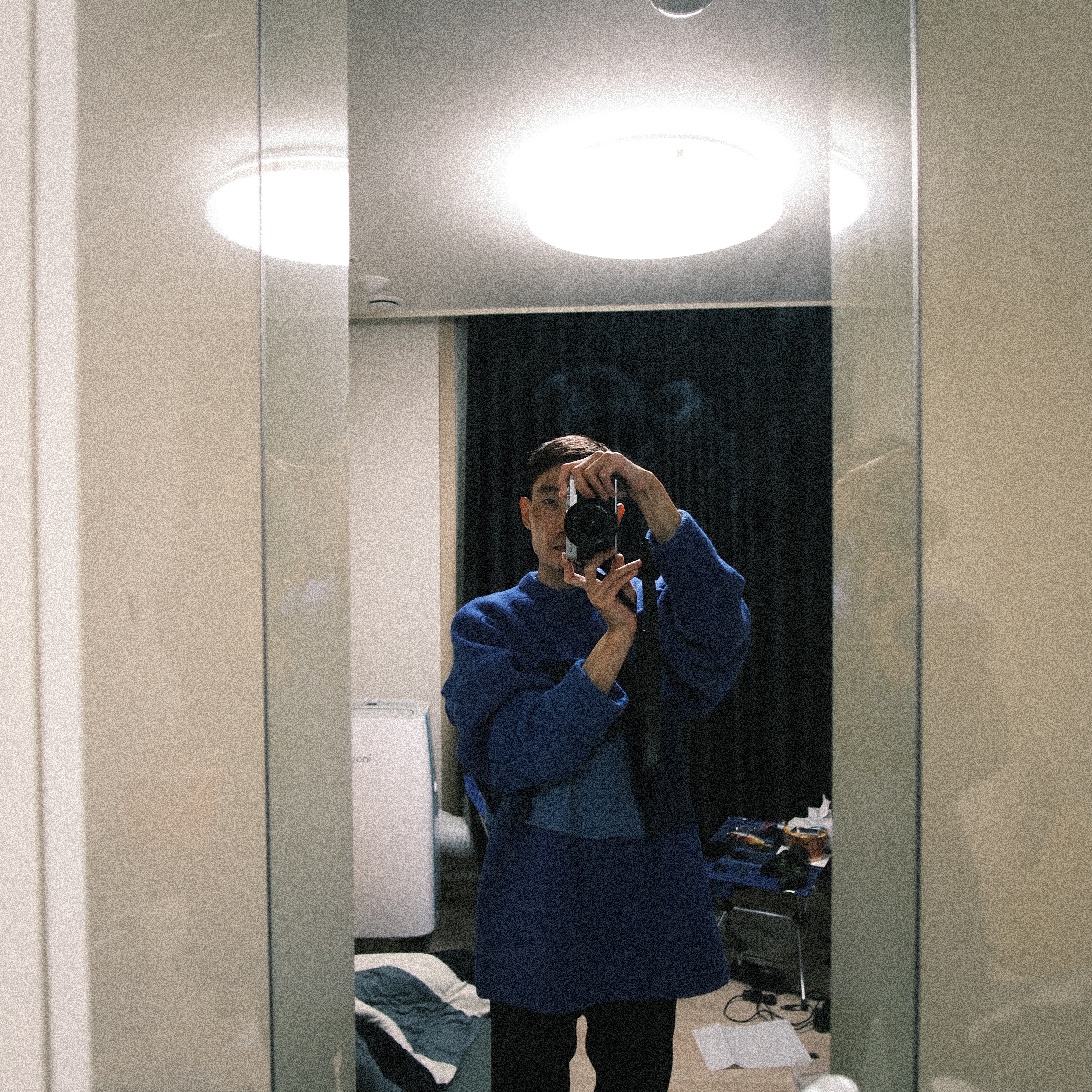 Zara x Ader Error Patchwork Oversize Sweater Blue 착용 스타일 - 1