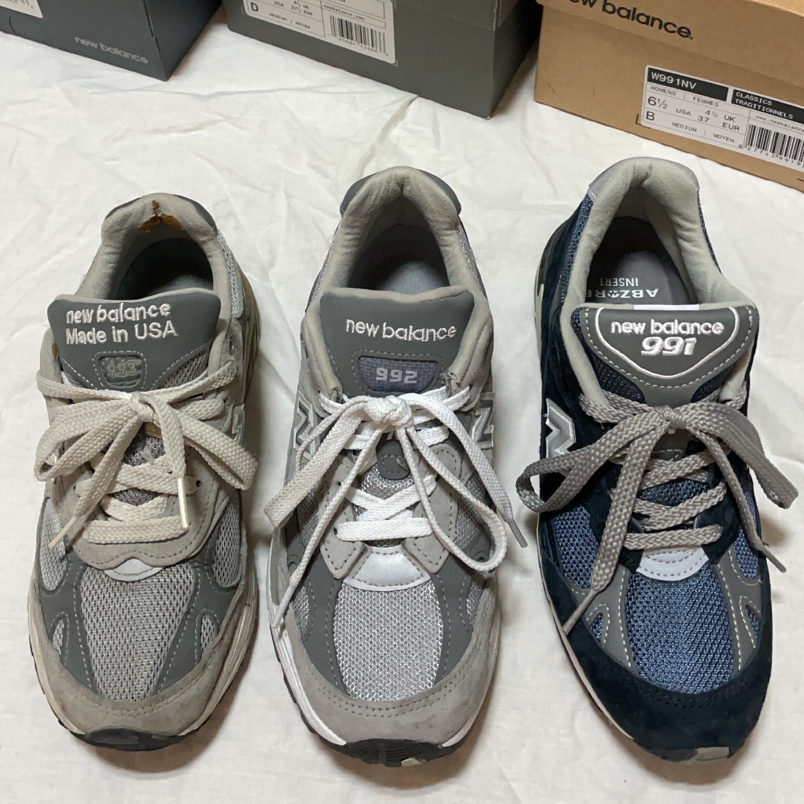 New Balance 991 Made in UK Navy, New Balance 992 Made in USA Grey - D Standard 착용 스타일