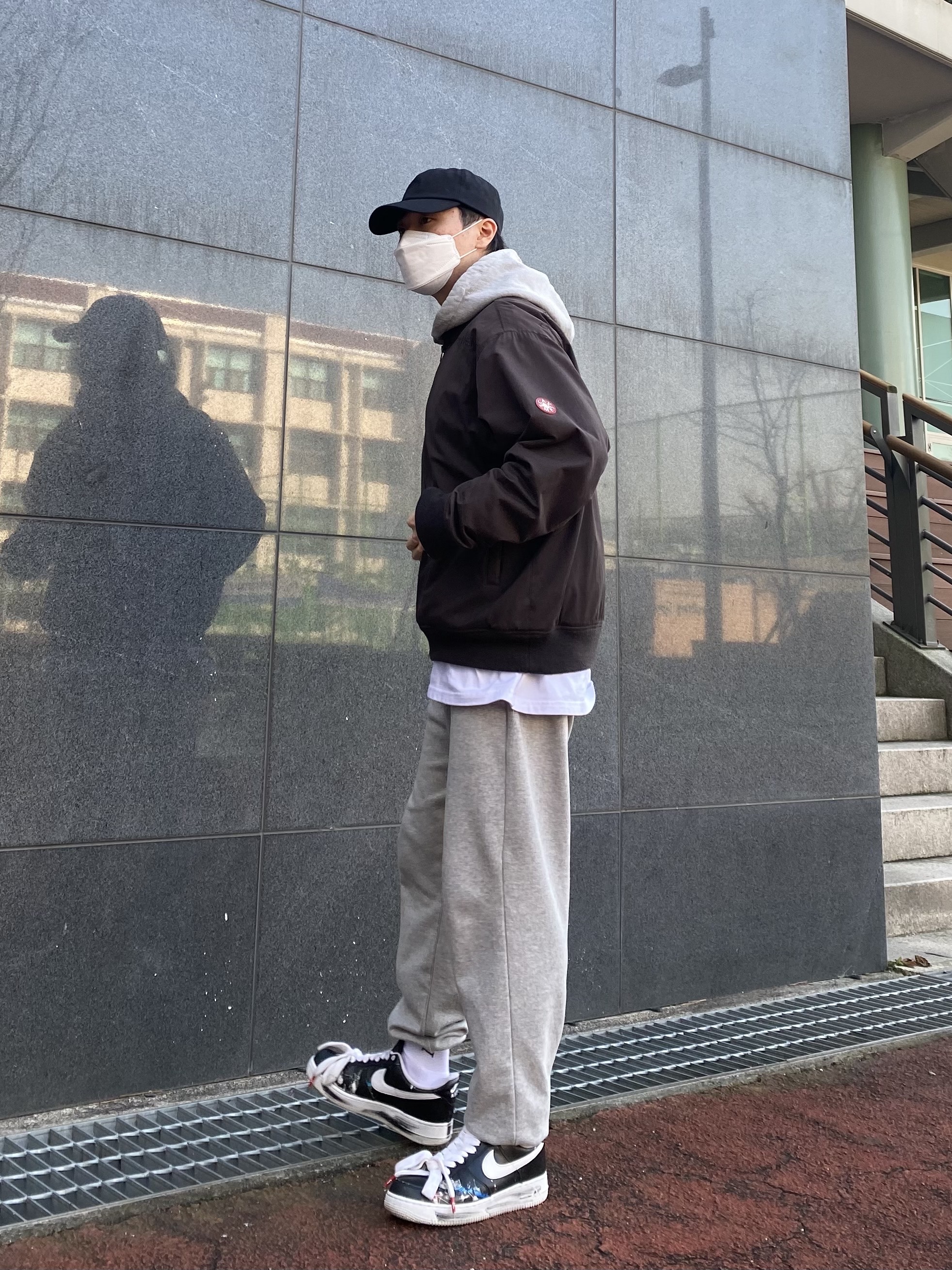Nike x Peaceminusone Air Force 1 Low Para-Noise 착용 스타일
