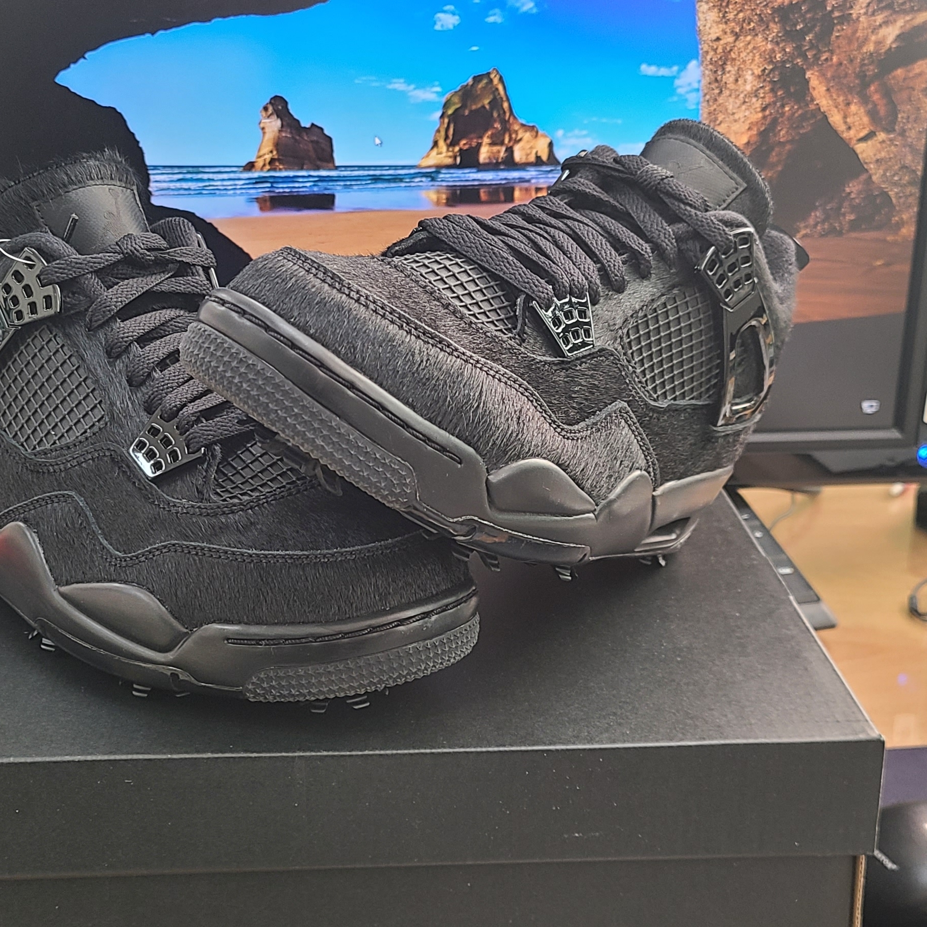 Jordan 4 Golf Black Cat 착용 스타일 - 3