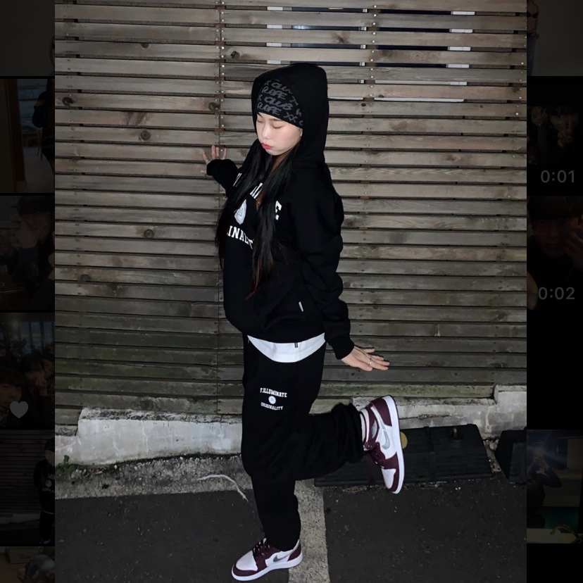 Jordan 1 Retro High OG Bordeaux 착용 스타일 - 2
