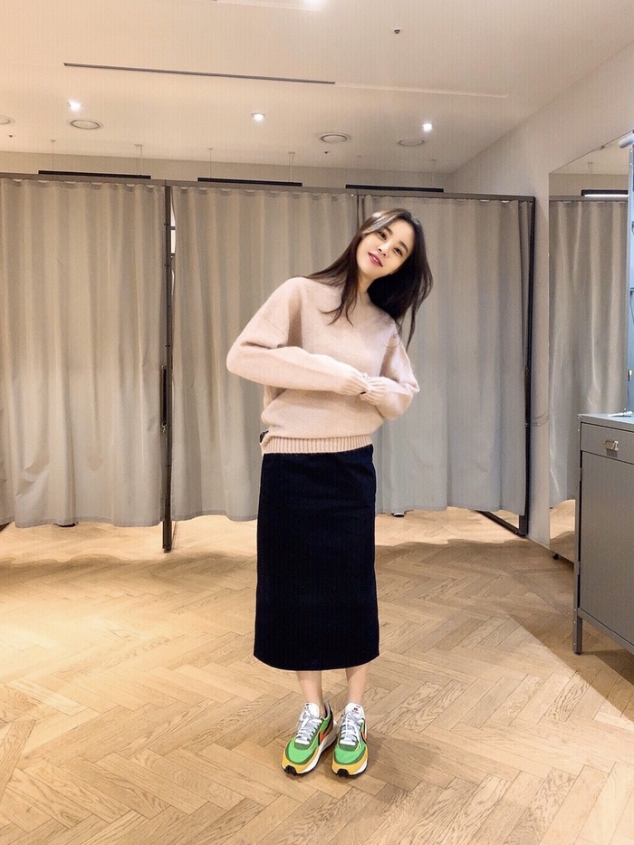 Nike x Sacai LDWaffle Green Multi 착용 스타일 - 2
