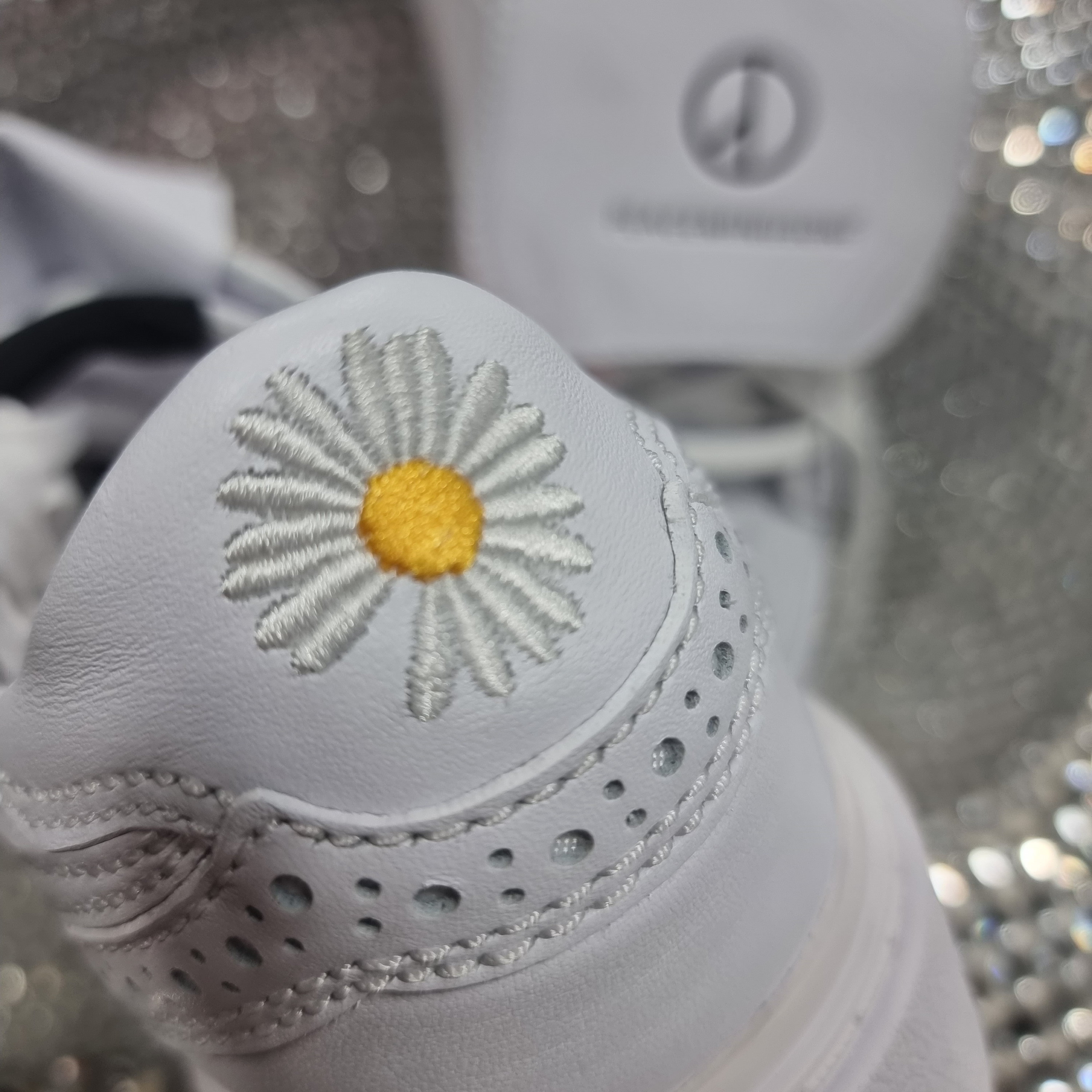 Nike x Peaceminusone Kwondo1 White 착용 스타일 - 3
