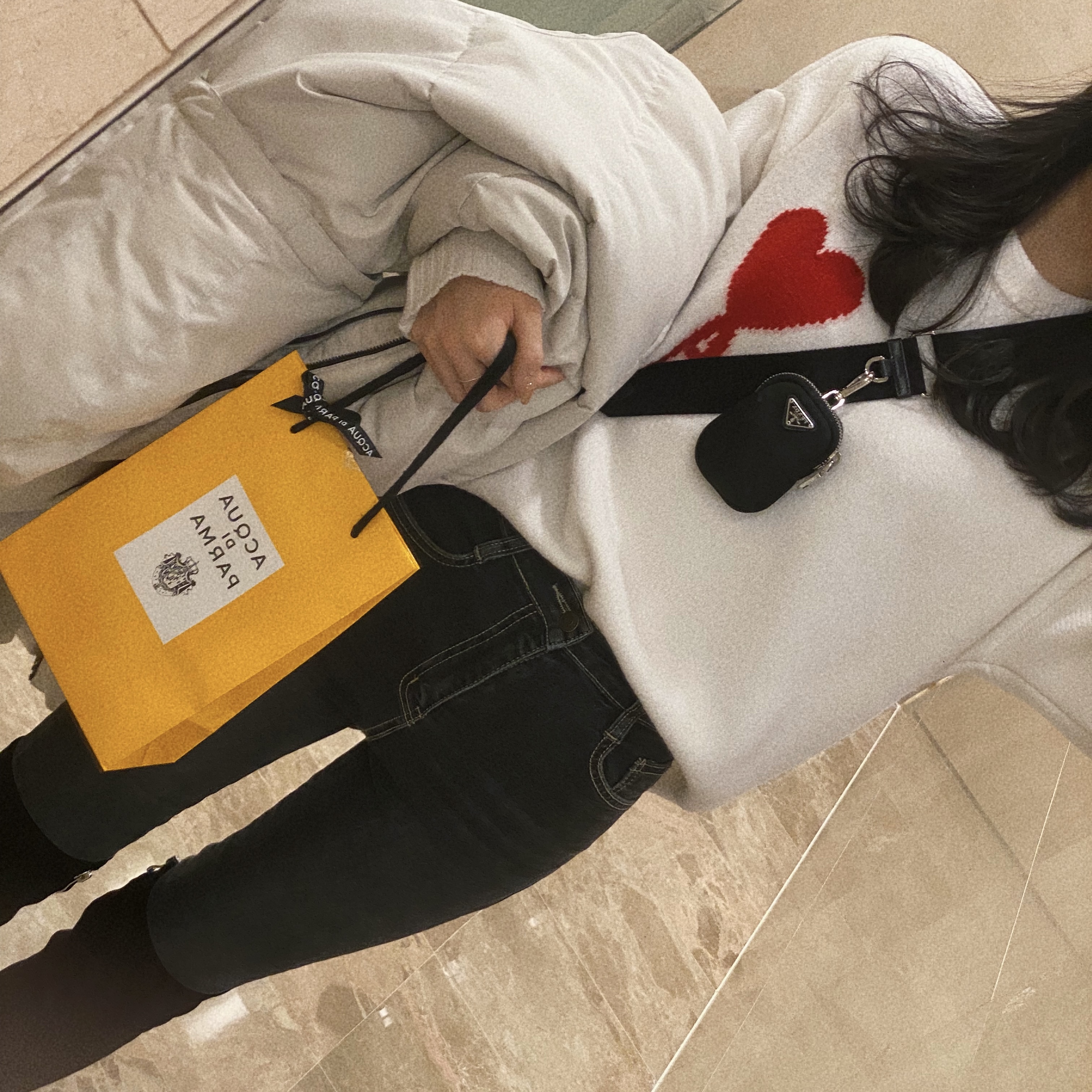 AMI de Coeur Oversize Intarsia Sweater Off White - 20FW 착용 스타일