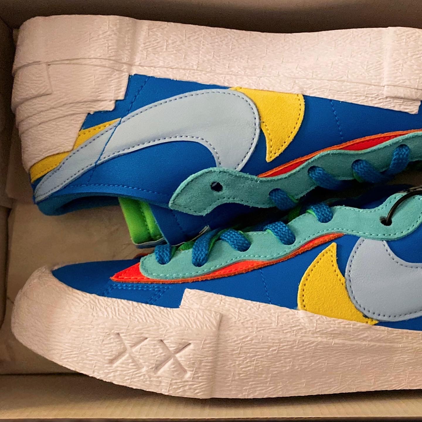 Nike x Sacai x Kaws Blazer Low Neptune Blue 착용 스타일