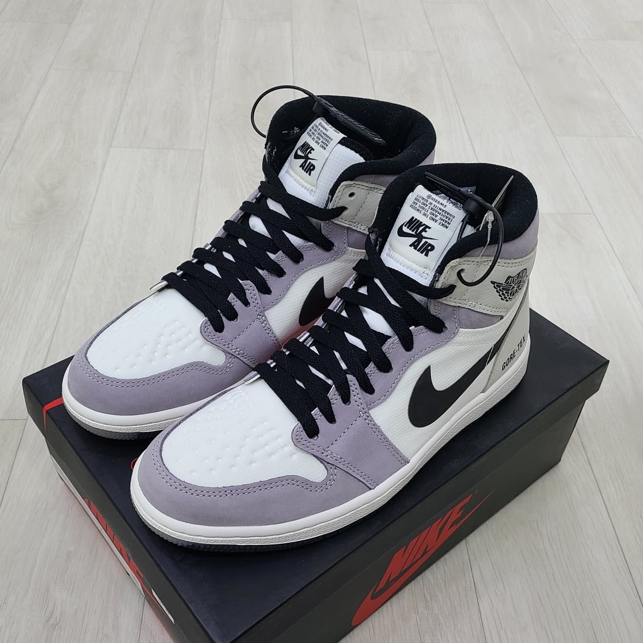 Jordan 1 Element Gore-Tex Sail 착용 스타일 - 2
