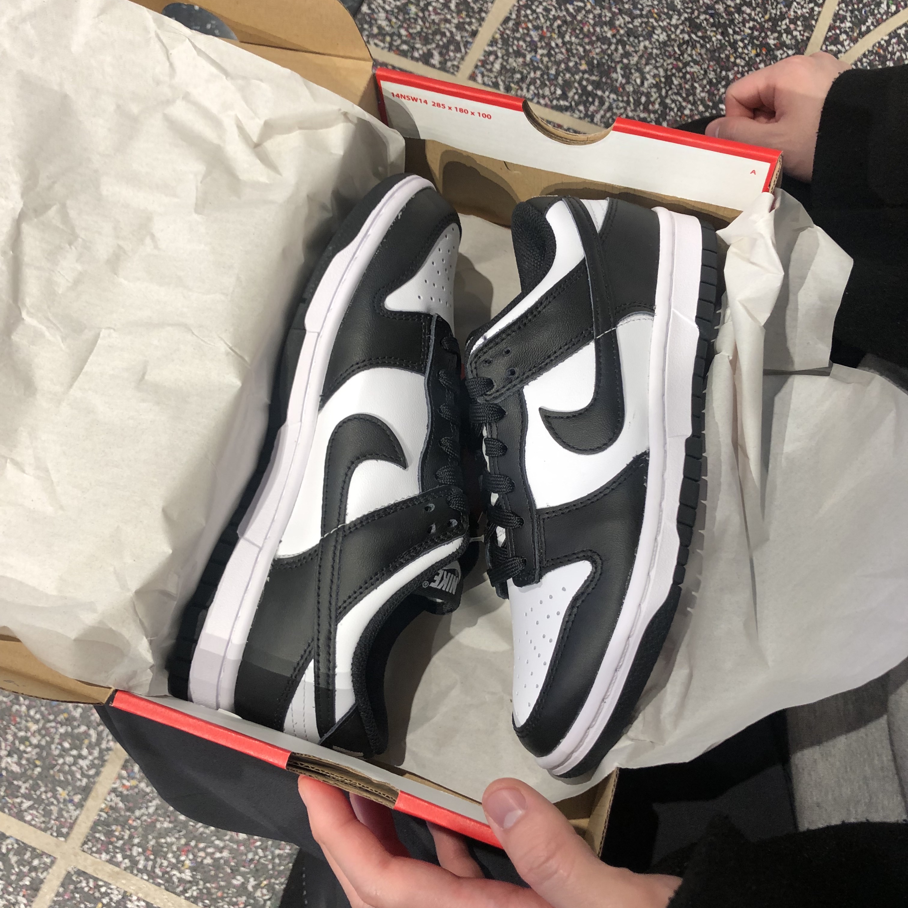 (W) Nike Dunk Low Black 착용 스타일