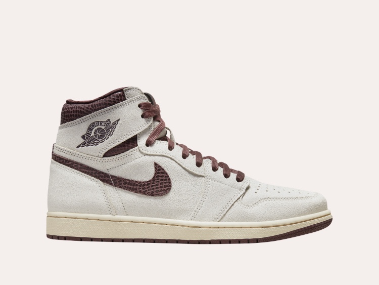 Jordan 1 x A Ma Maniere Retro High OG SP Sail and Burgundy 착용 스타일 - 3