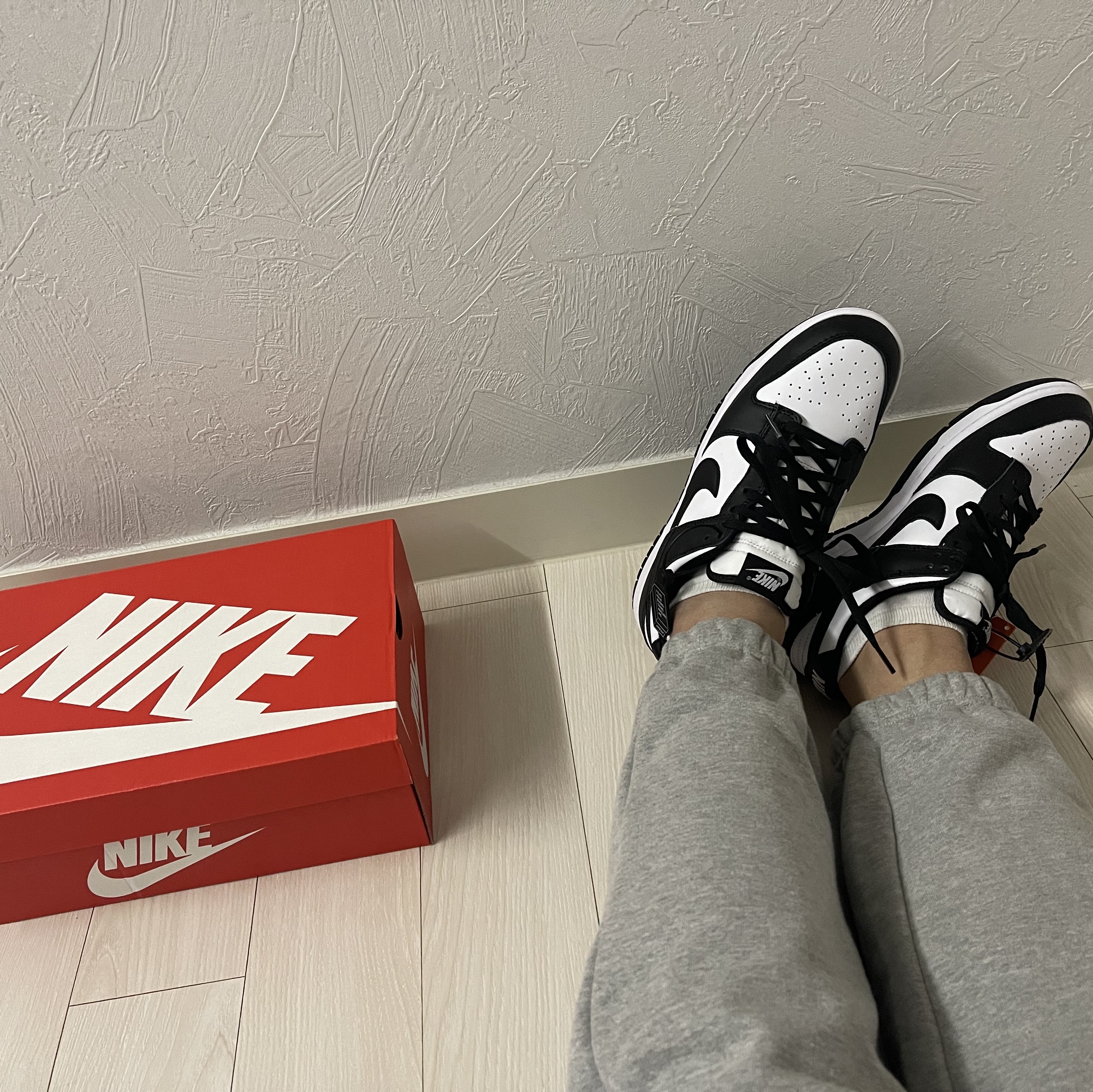 Nike Dunk Low Retro Black 착용 스타일 - 3