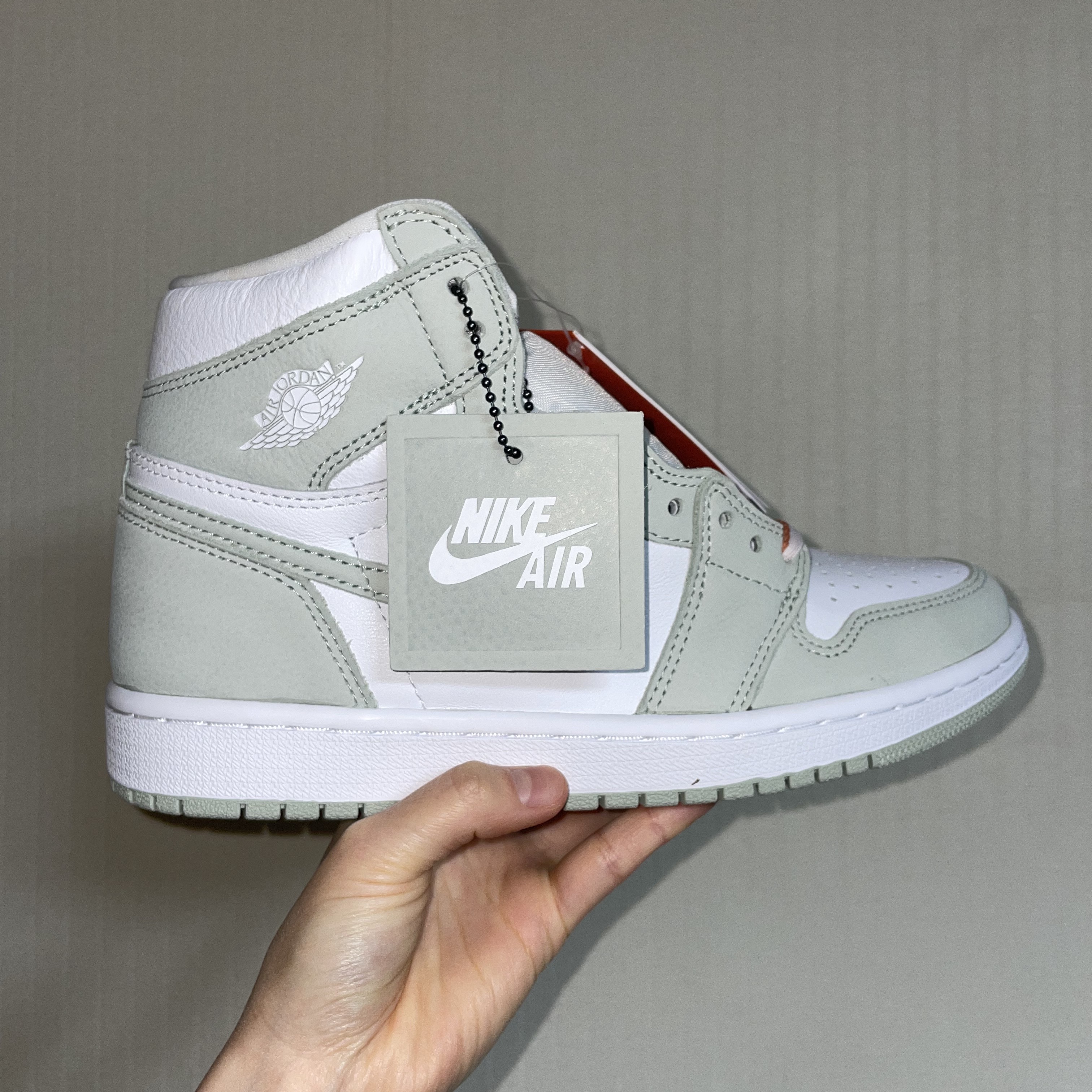 (W) Jordan 1 Retro High OG Seafoam 착용 스타일 - 3