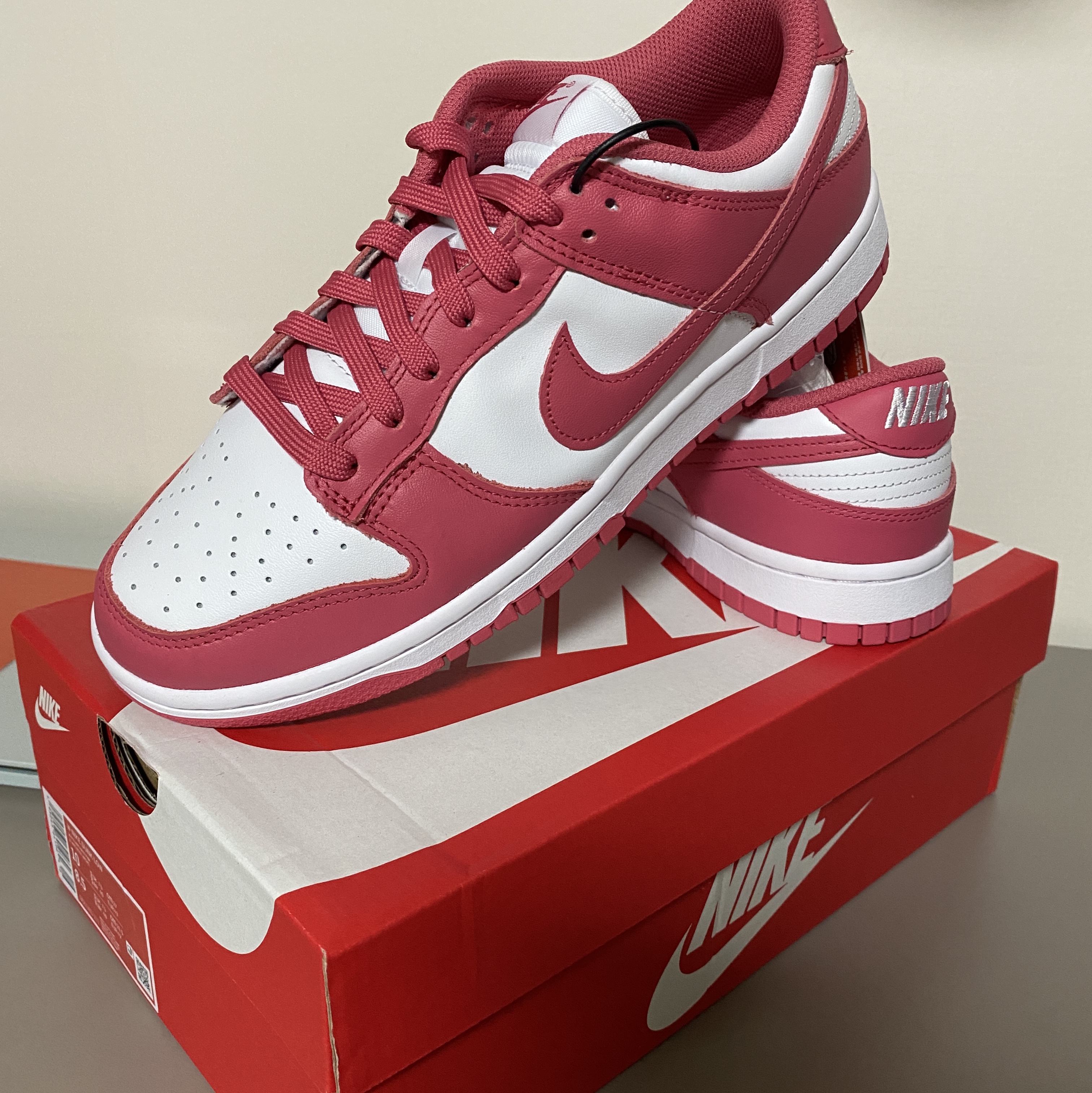 (W) Nike Dunk Low Archeo Pink 착용 스타일 - 3