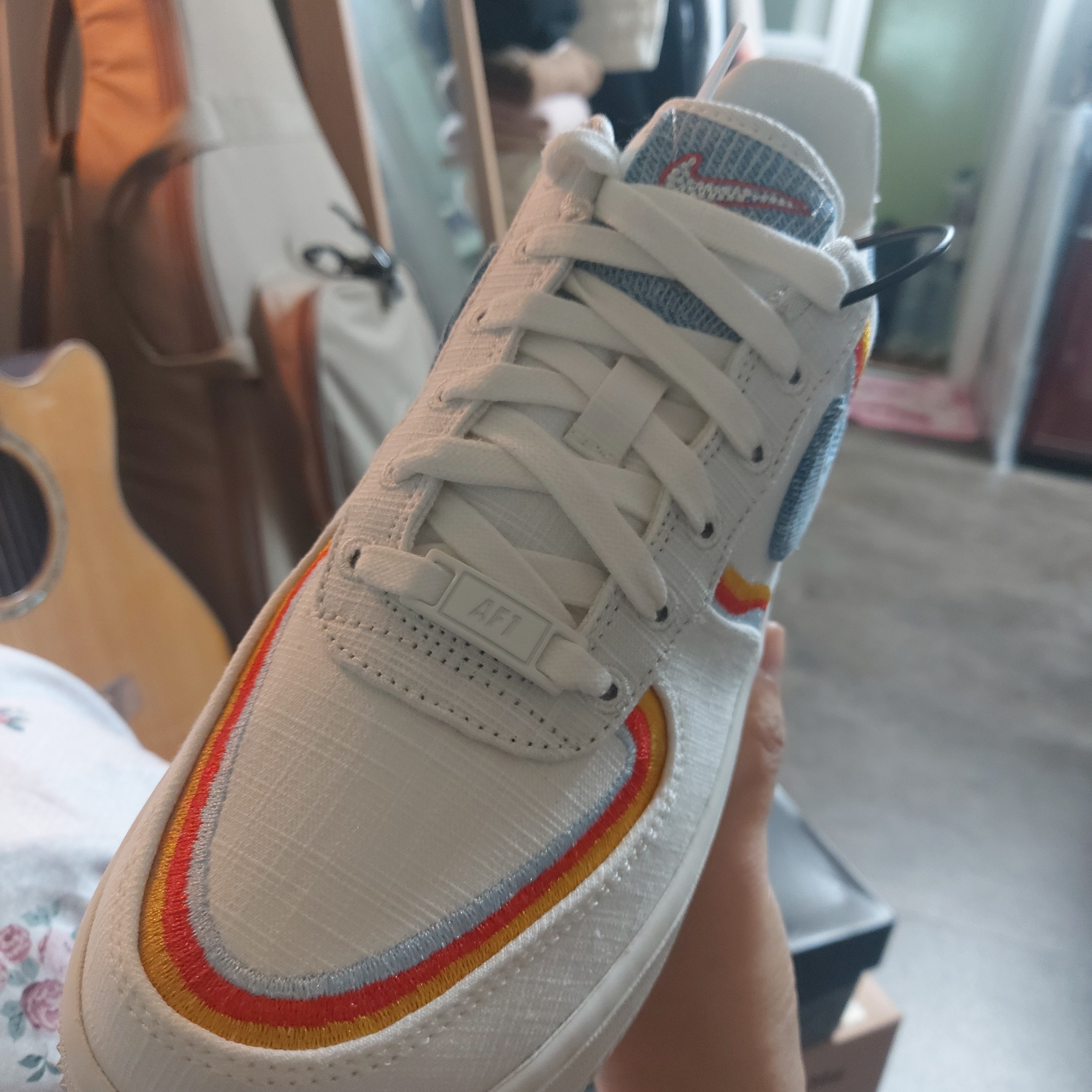(W) Nike Air Force 1 '07 LV8 Sail Light Armory Blue 착용 스타일 - 5