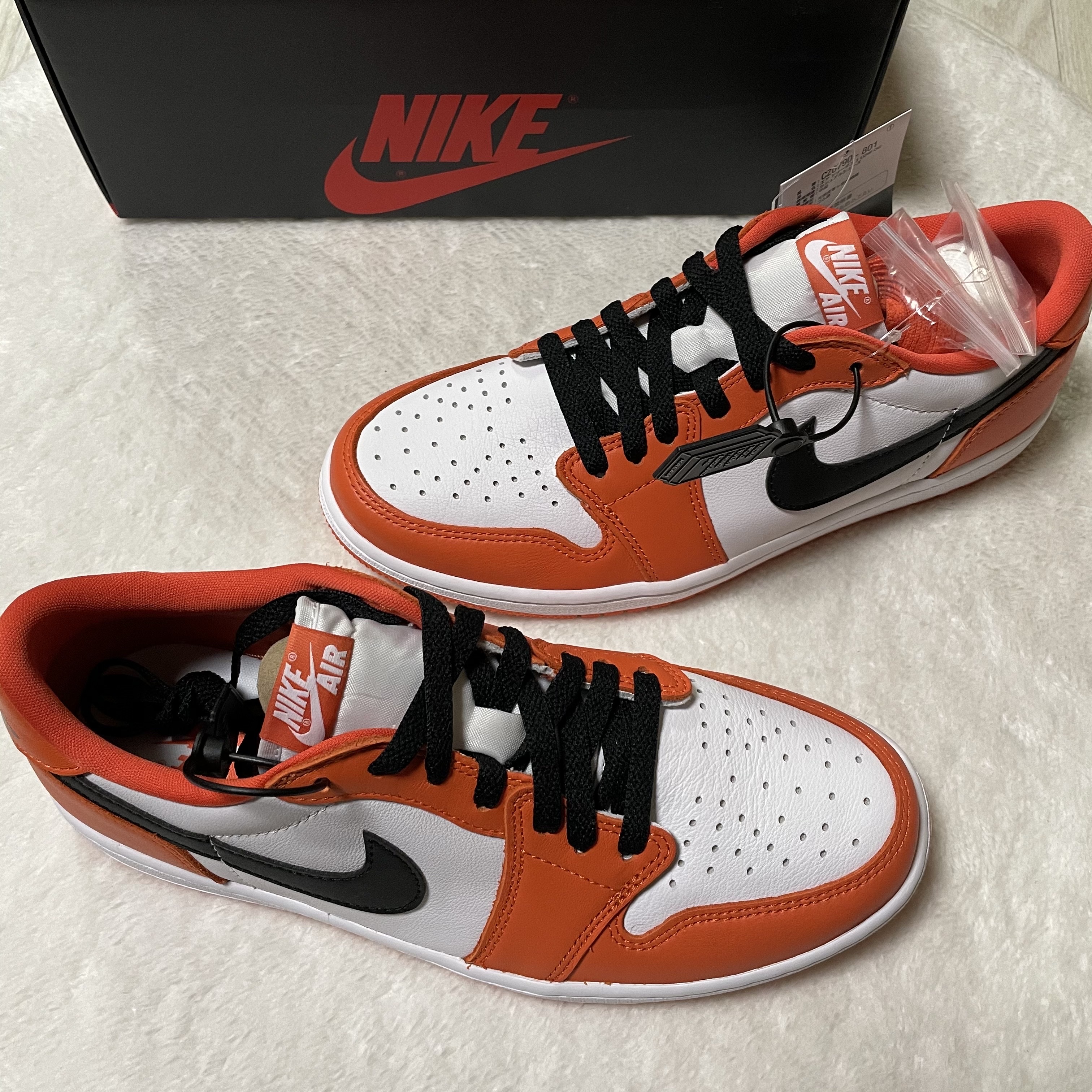 Jordan 1 Low OG Starfish 착용 스타일 - 2