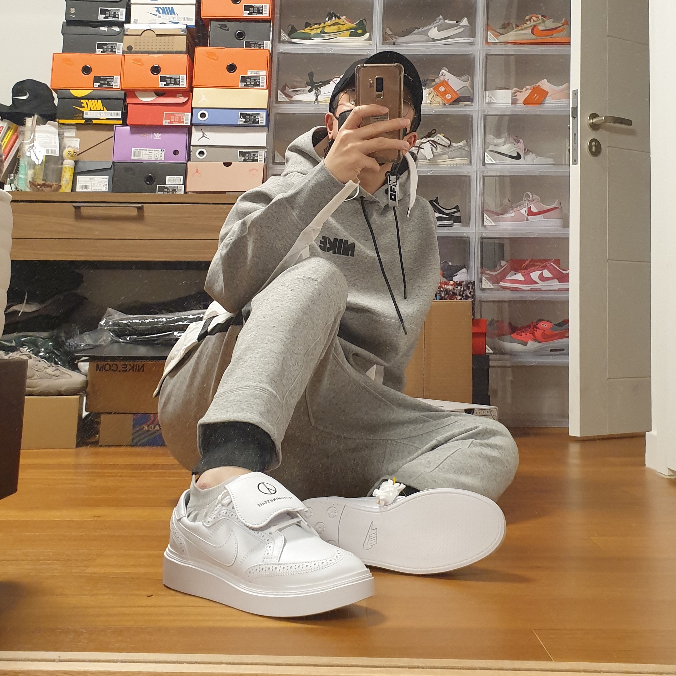 Nike x Peaceminusone Kwondo1 White, Nike x Sacai NRG Pullover Hoodie Dark Grey Heather - US/EU 착용 스타일 - 4