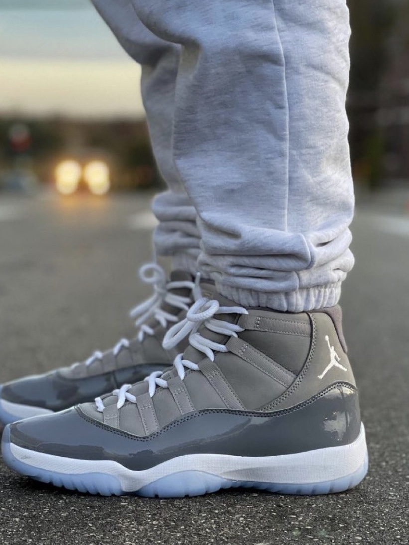 Jordan 11 Retro Cool Grey 2021 착용 스타일 - 3