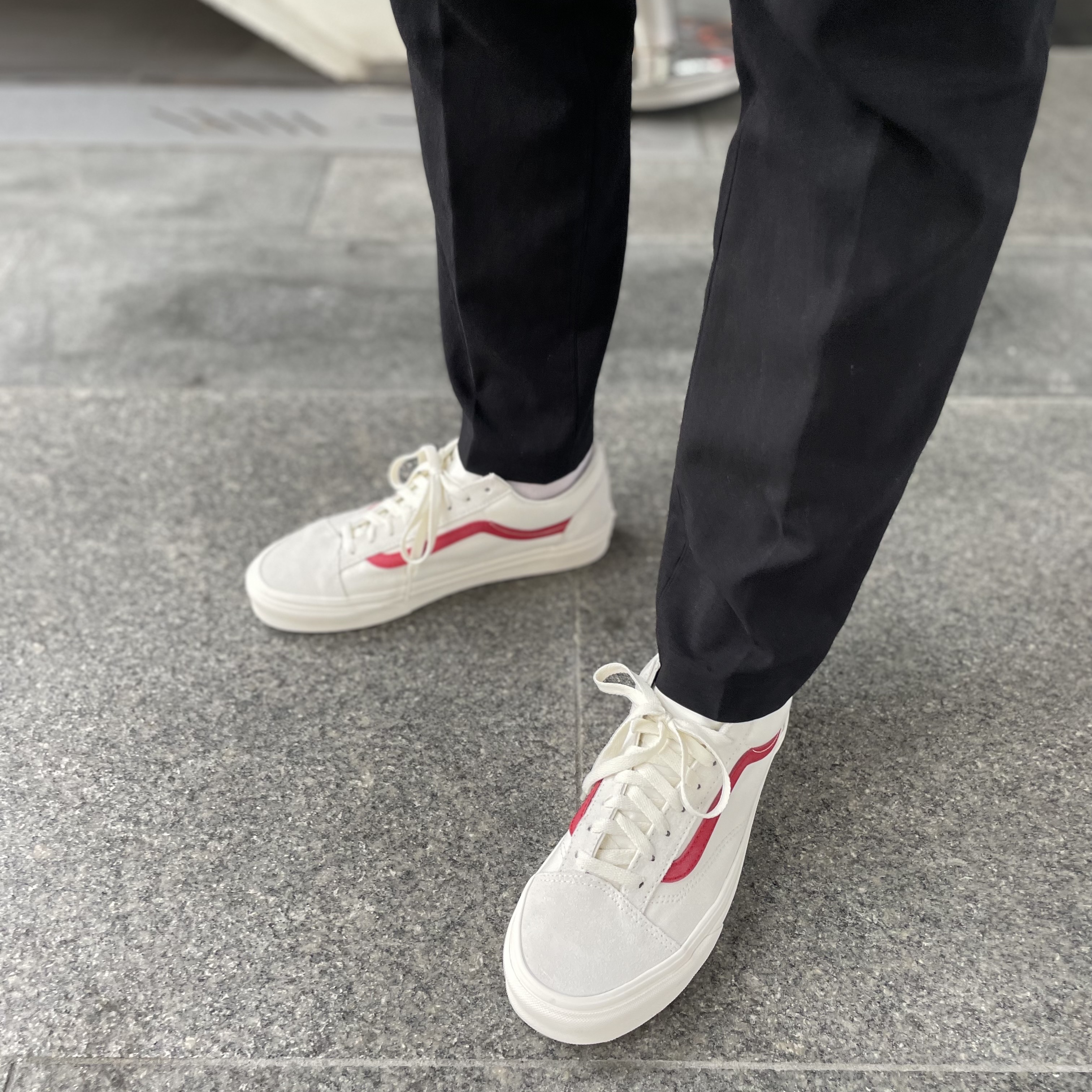 Vans Style 36 Marshmallow Racing Red 착용 스타일