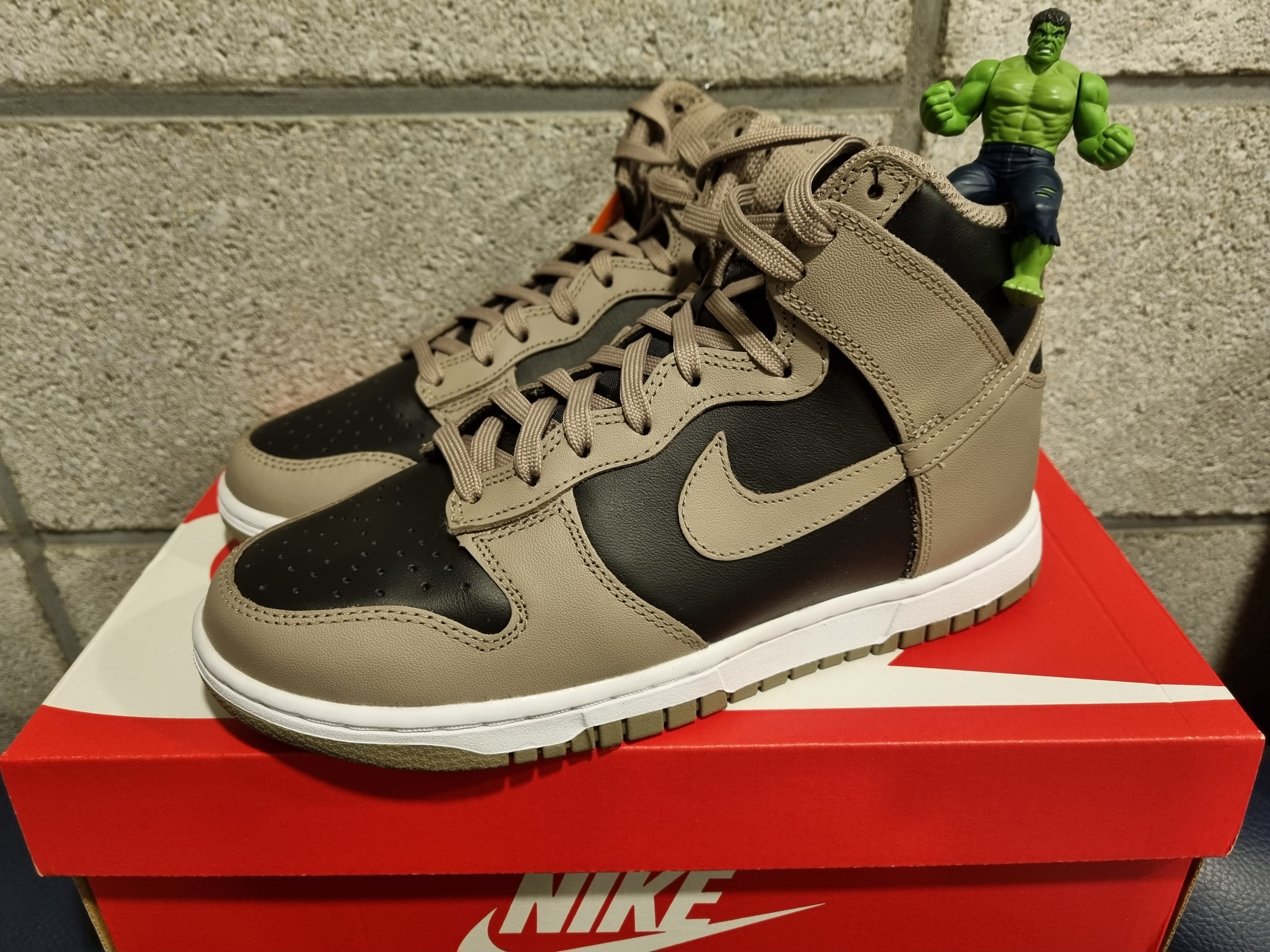 (W) Nike Dunk High Moon Fossil 착용 스타일 - 1