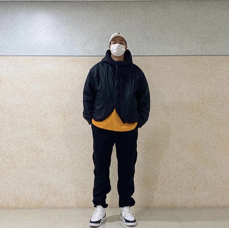 Jordan 3 x Fragment Retro SP White Black, Nike x Kim Jones Oversized T-Shirt Circuit Orange - US/EU 착용 스타일 - 1