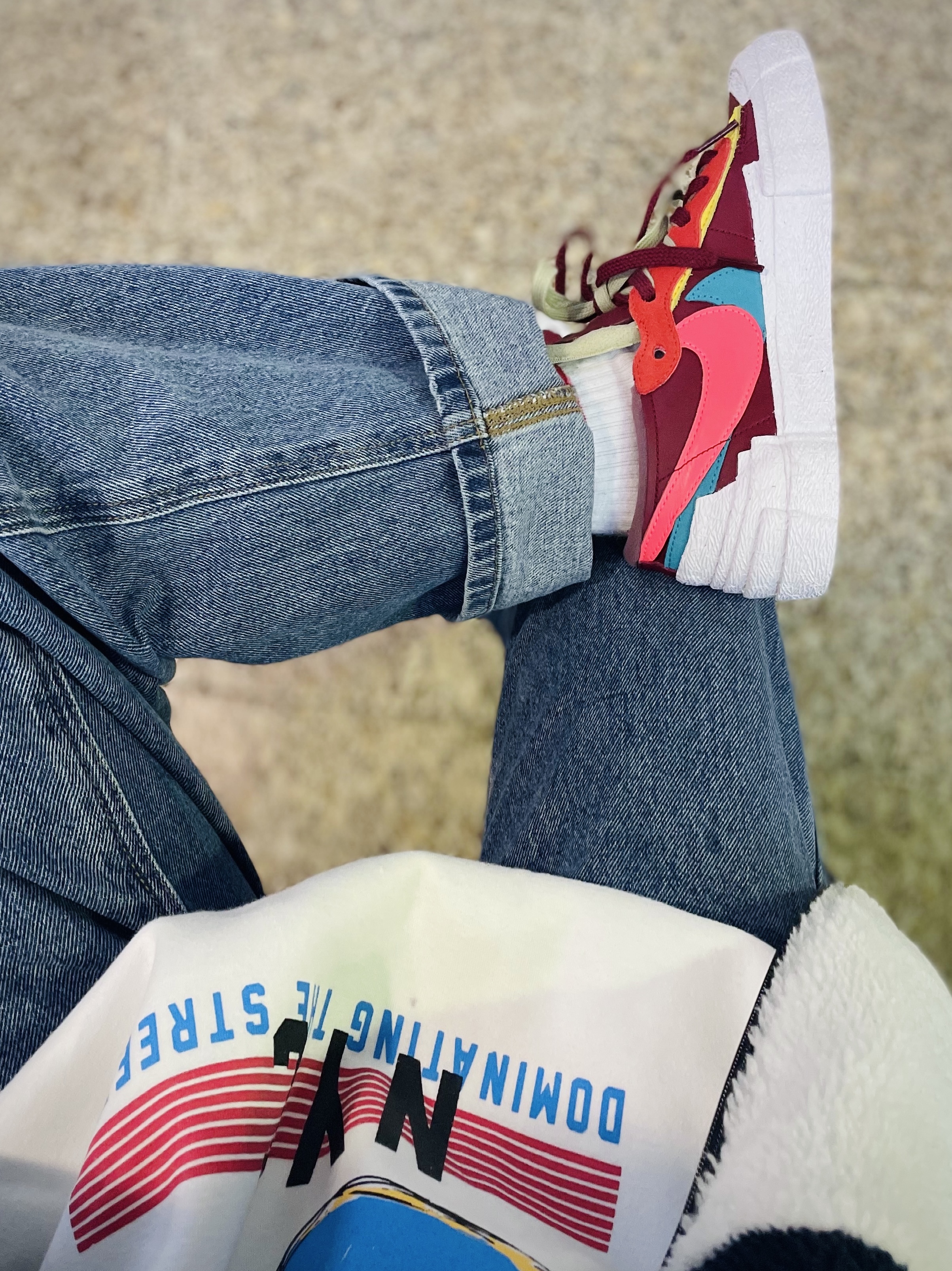 Nike x Sacai x Kaws Blazer Low Team Red 착용 스타일 - 2