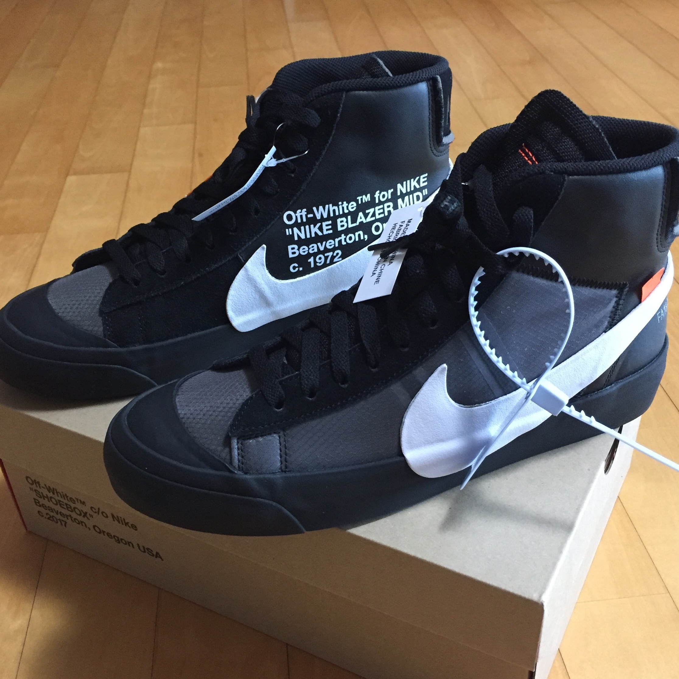 Nike x Off-White Blazer Mid Grim Reaper Black 착용 스타일