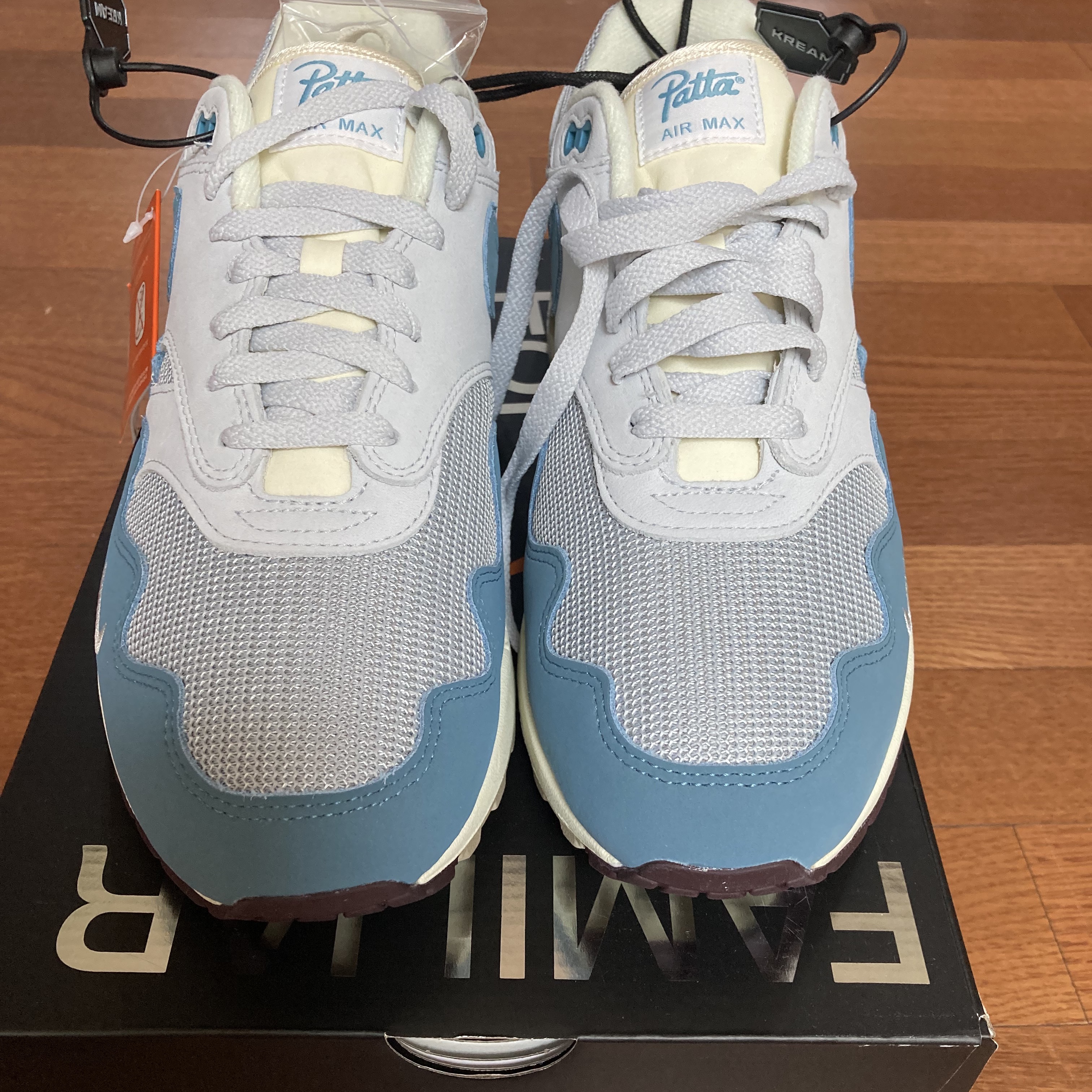 Nike x Patta Air Max 1 Noise Aqua 착용 스타일 - 2