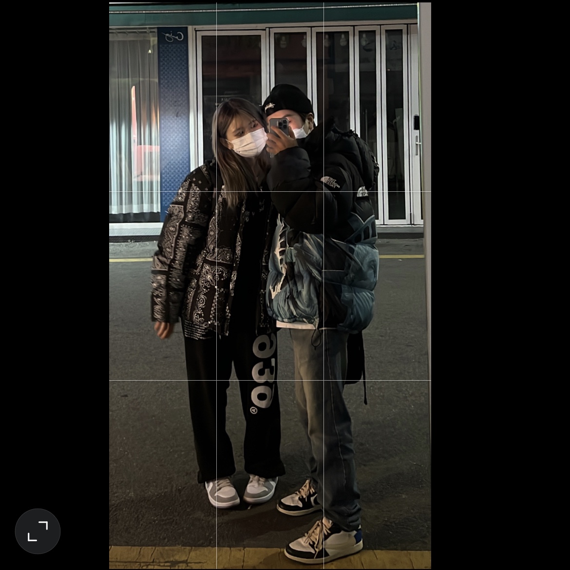 Jordan 1 x Travis Scott x Fragment Retro Low OG SP Military Blue, Supreme x The North Face Statue of Liberty Baltoro Jacket Black - 19FW 착용 스타일