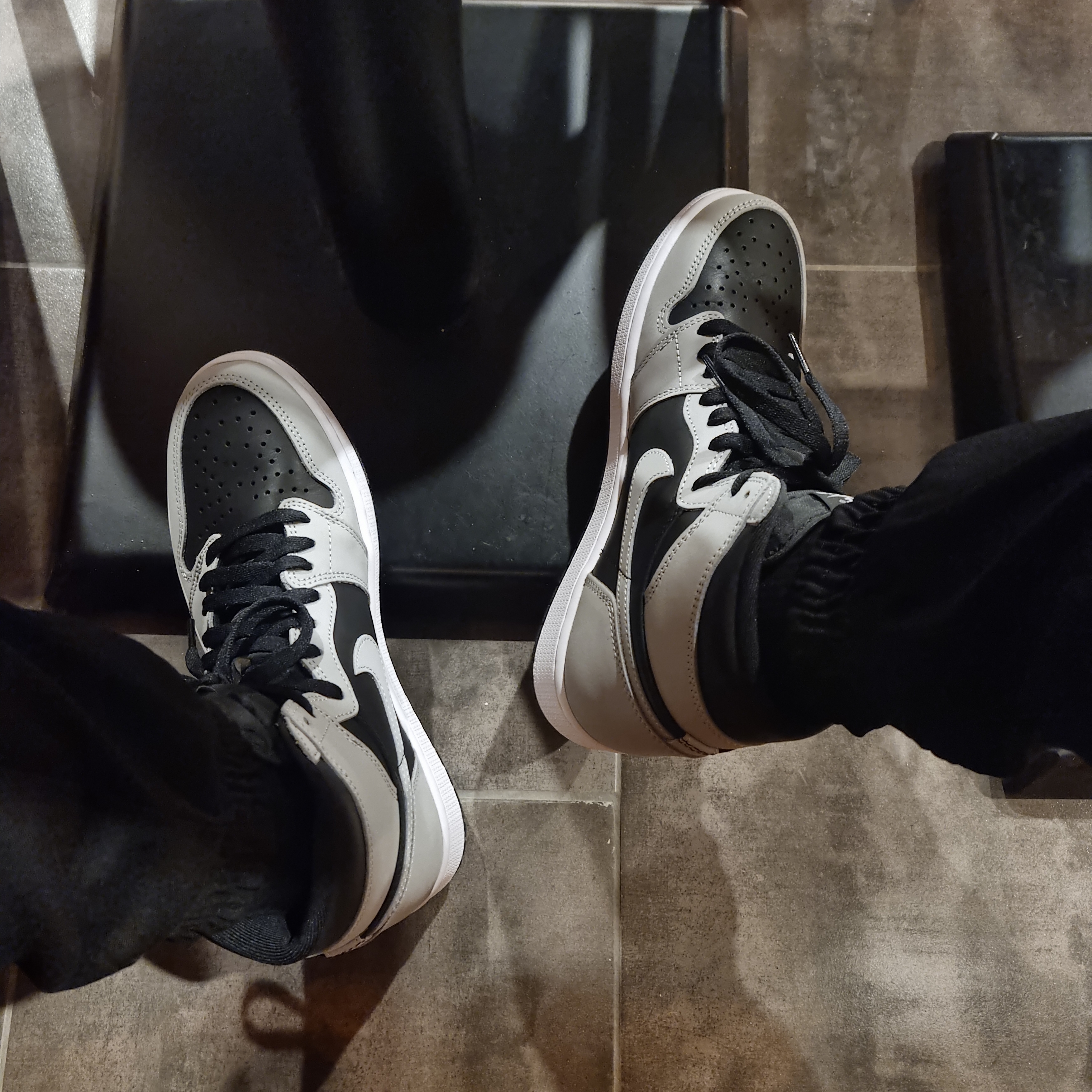 Jordan 1 Retro High OG Shadow 2.0 착용 스타일