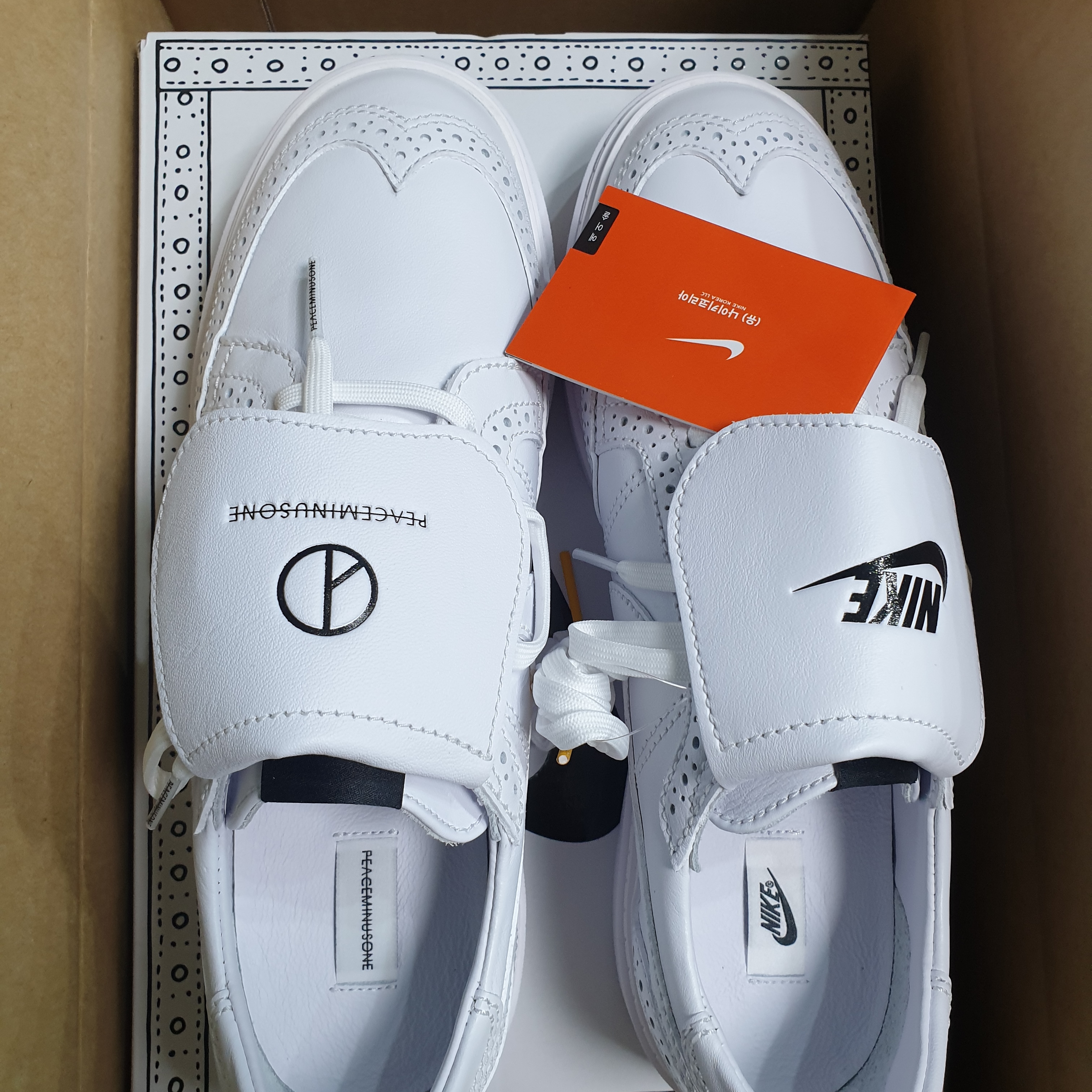 Nike x Peaceminusone Kwondo1 White 착용 스타일 - 3