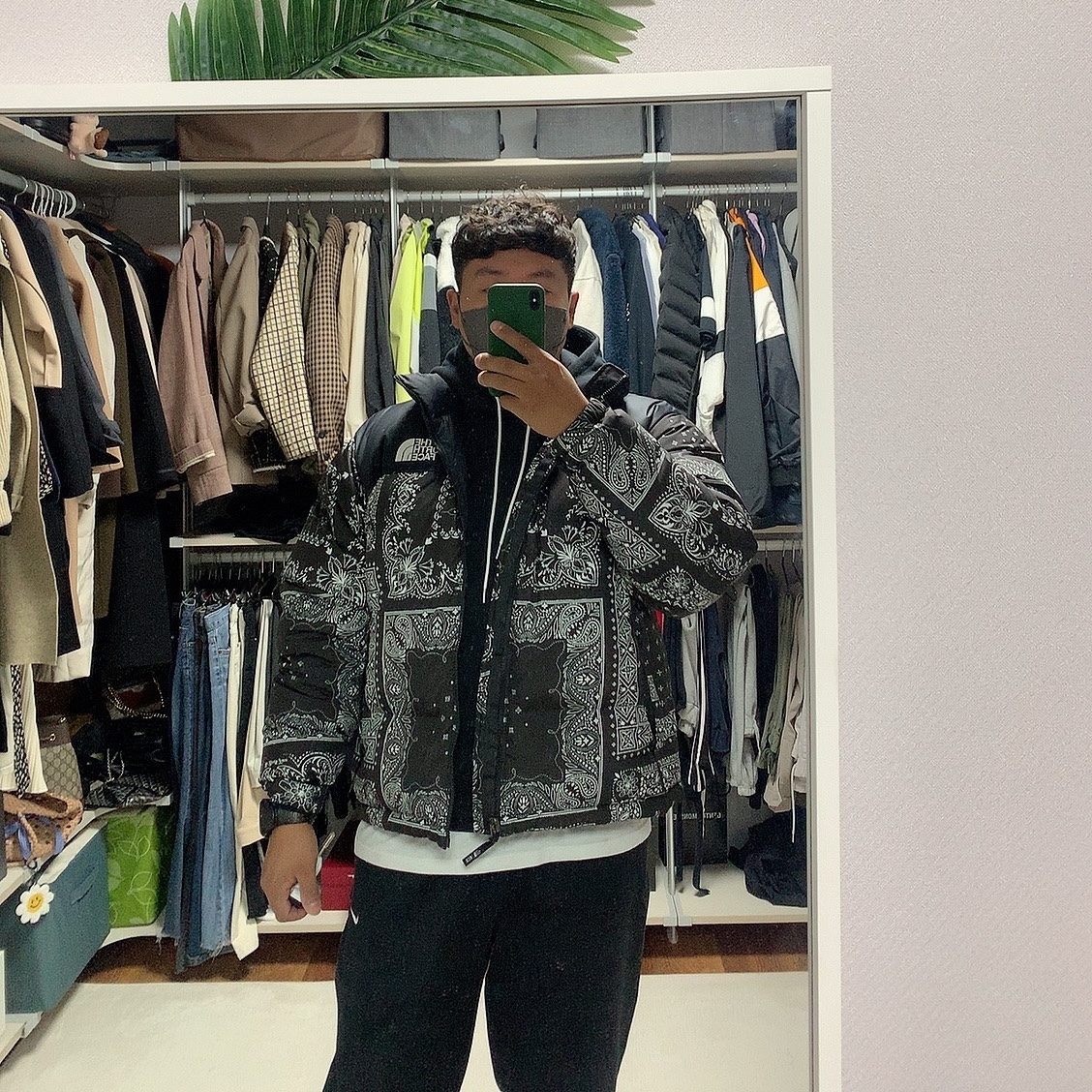 Nike NRG Solo Swoosh Fleece Pants Black White - Asia, Nike NRG Solo Swoosh Fleece Hoodie Black White - Asia 착용 스타일 - 1