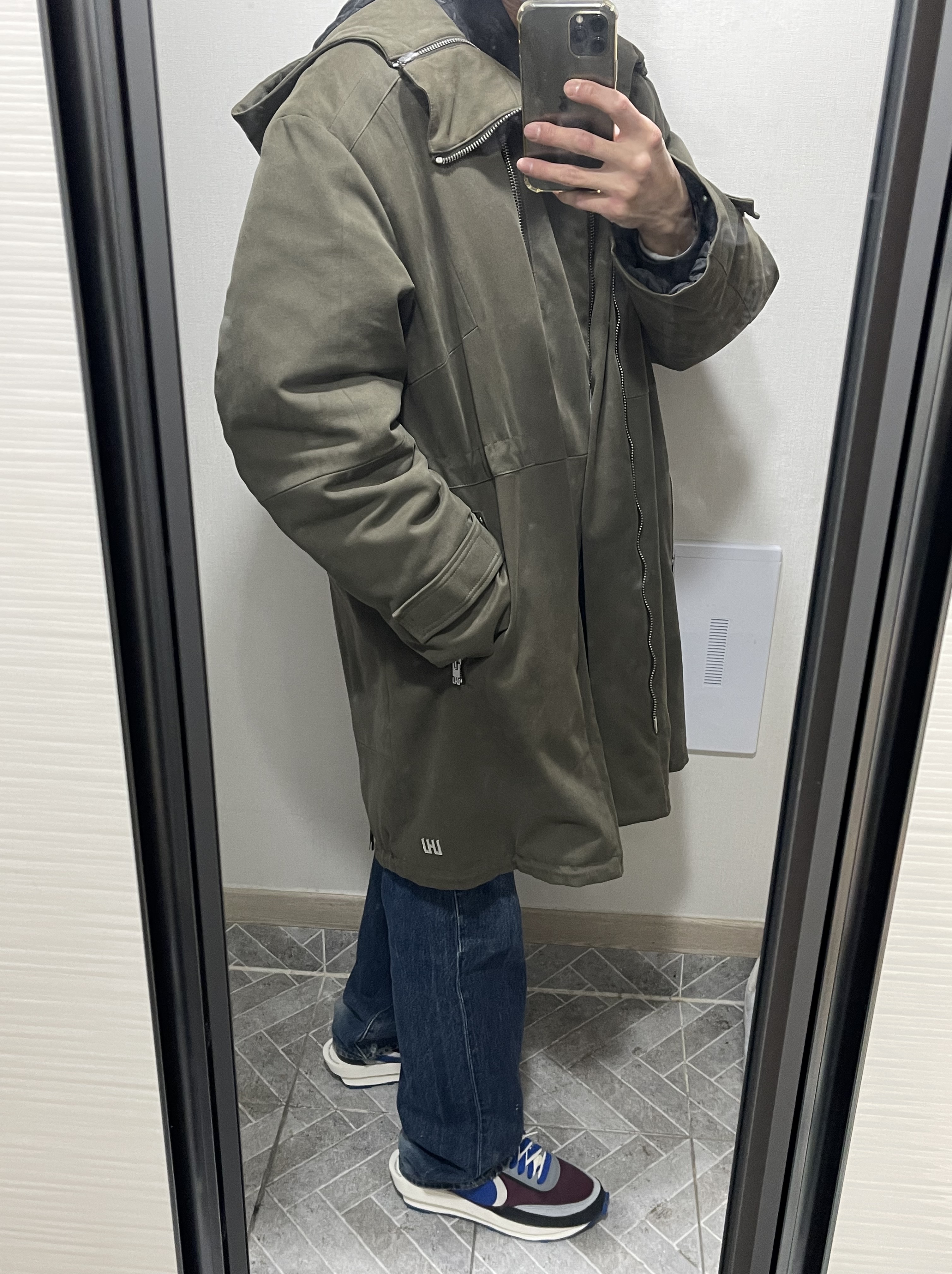 Nike x Sacai x Undercover LDWaffle Night Maroon Team Royal 착용 스타일 - 2