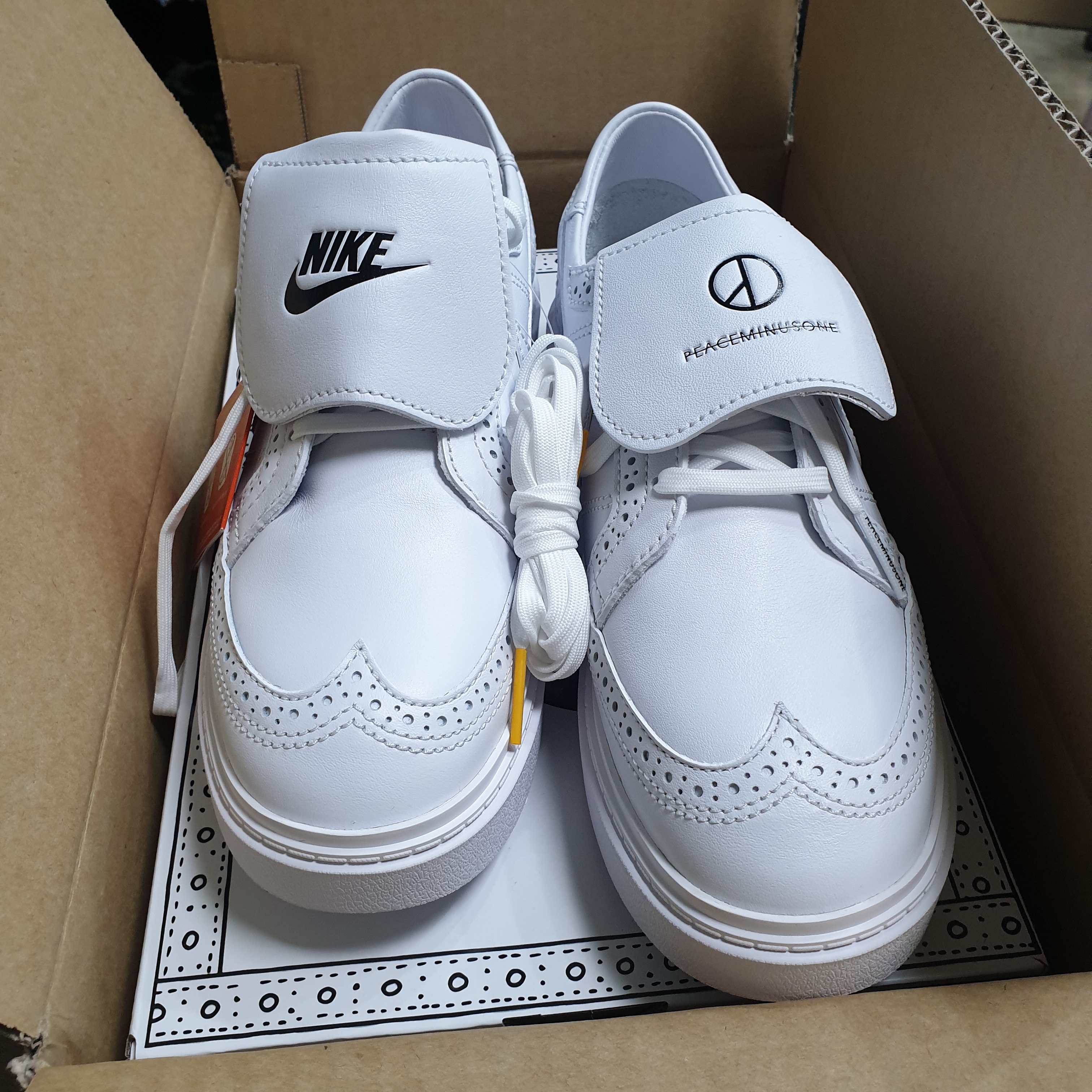 Nike x Peaceminusone Kwondo1 White 착용 스타일 - 2