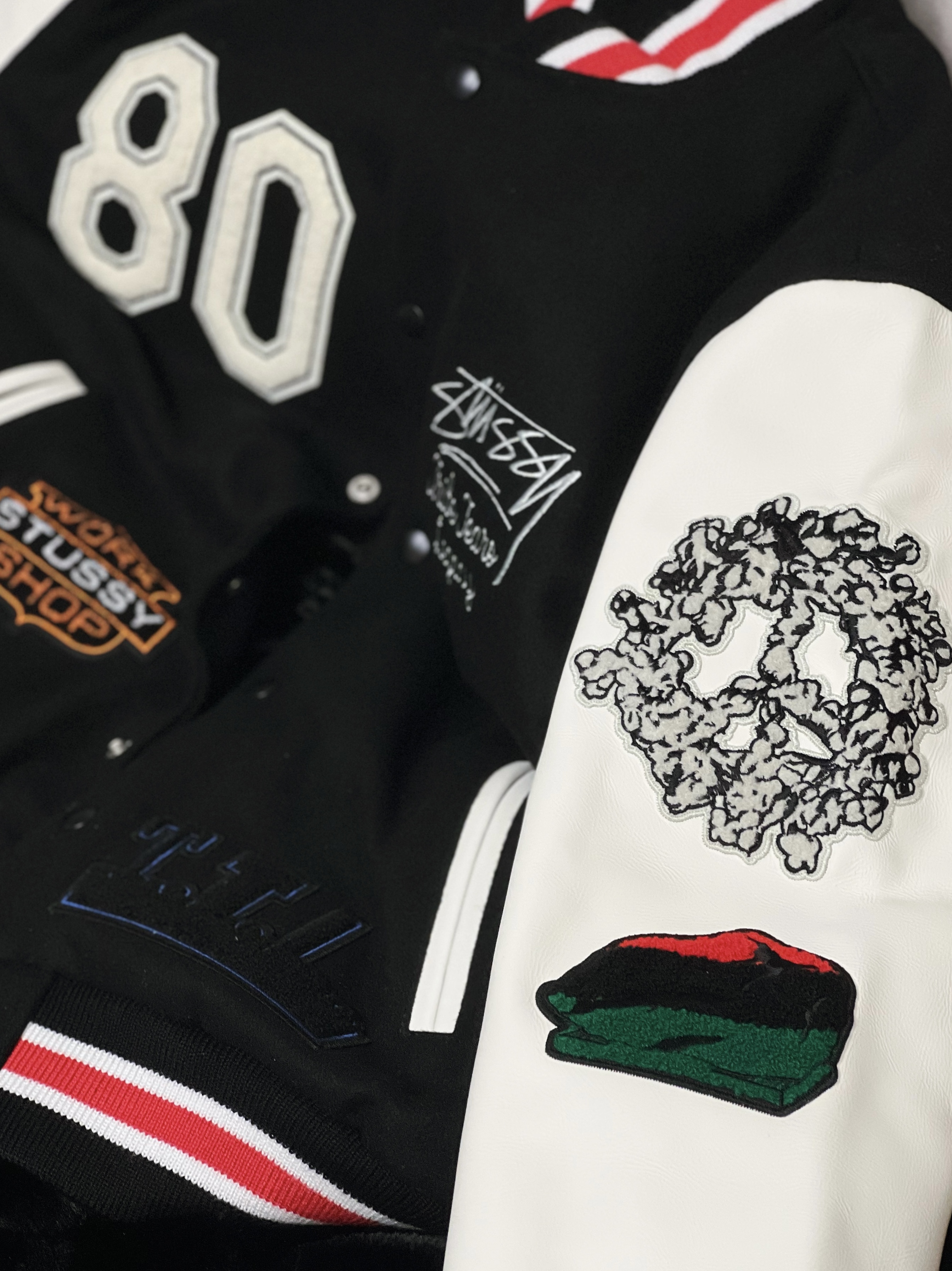 Stussy x Our Legacy x Denim Tears TTL Varsity Jacket Black 착용 스타일 - 1