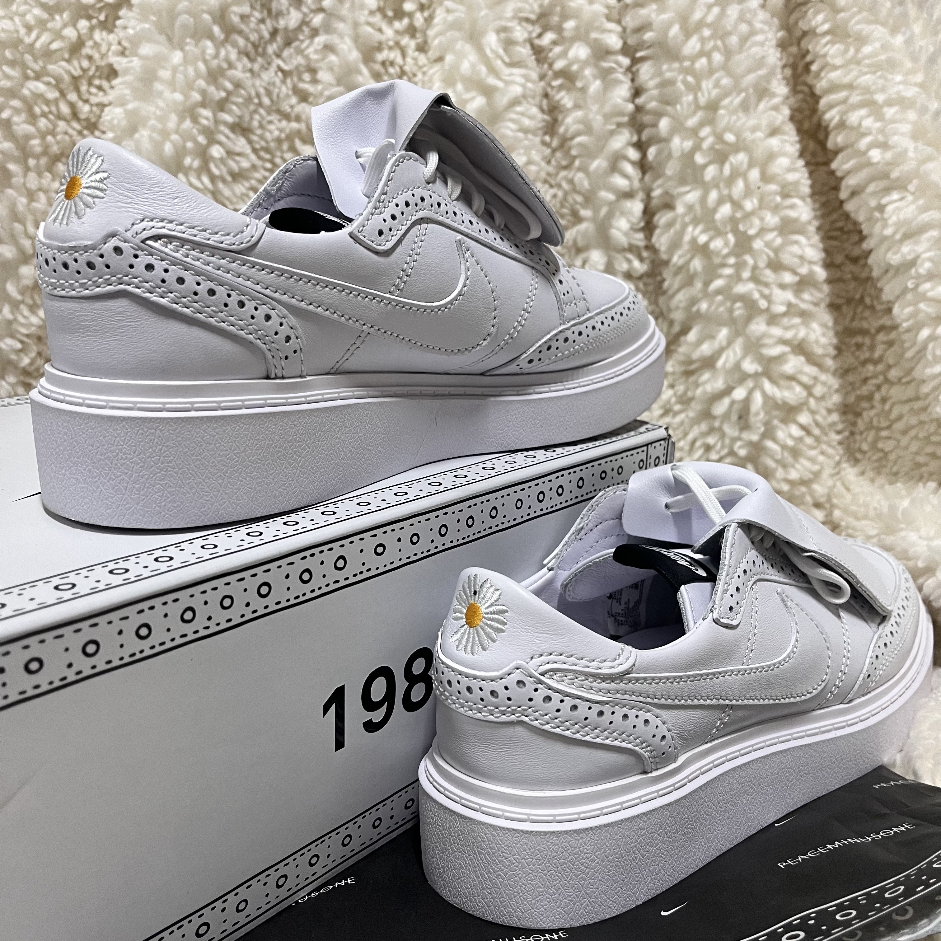Nike x Peaceminusone Kwondo1 White 착용 스타일 - 5
