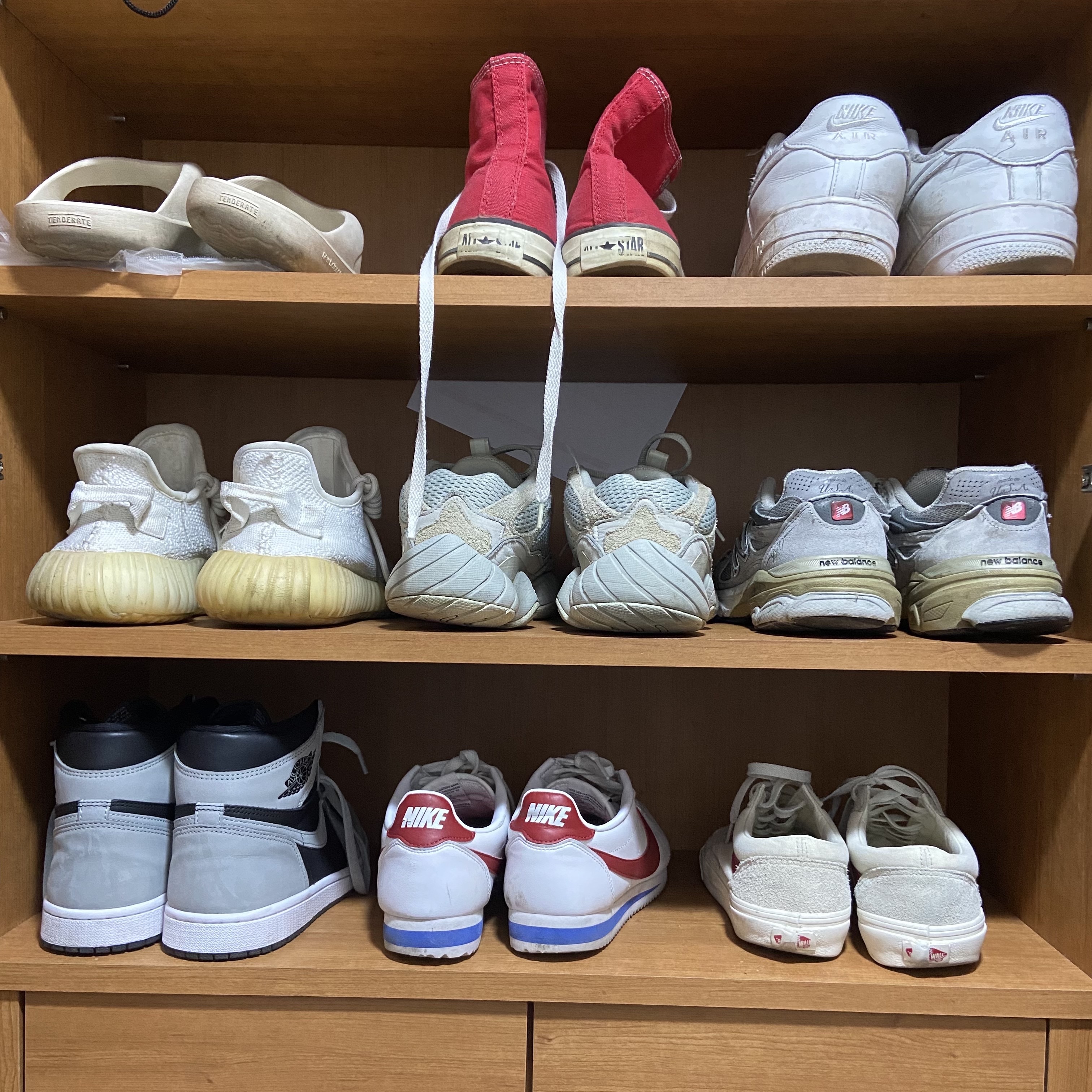 Vans Style 36 Marshmallow Racing Red, Nike Classic Cortez Forrest Gump 2017 착용 스타일